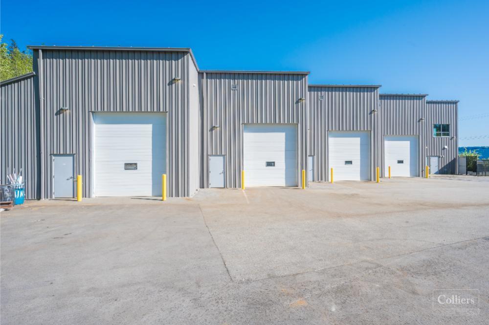 nao海外shopgallery Sea-Doo New OEM, 7.4 Gallon (28 L) Front Storage Bin Kit