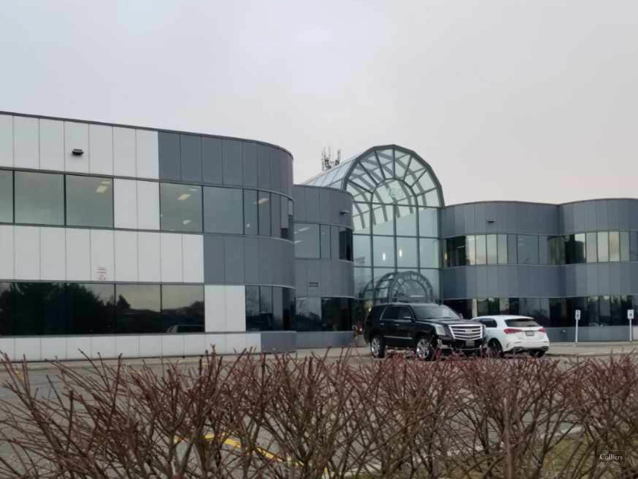Office For Lease — 160 Traders Boulevard East, Mississauga, Ontario, Canada  | Canada | Colliers