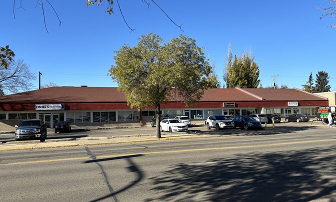 Re.PRESIDENT shop Retail Sold — 1501 & 1531 100th Street, North Battleford, SK