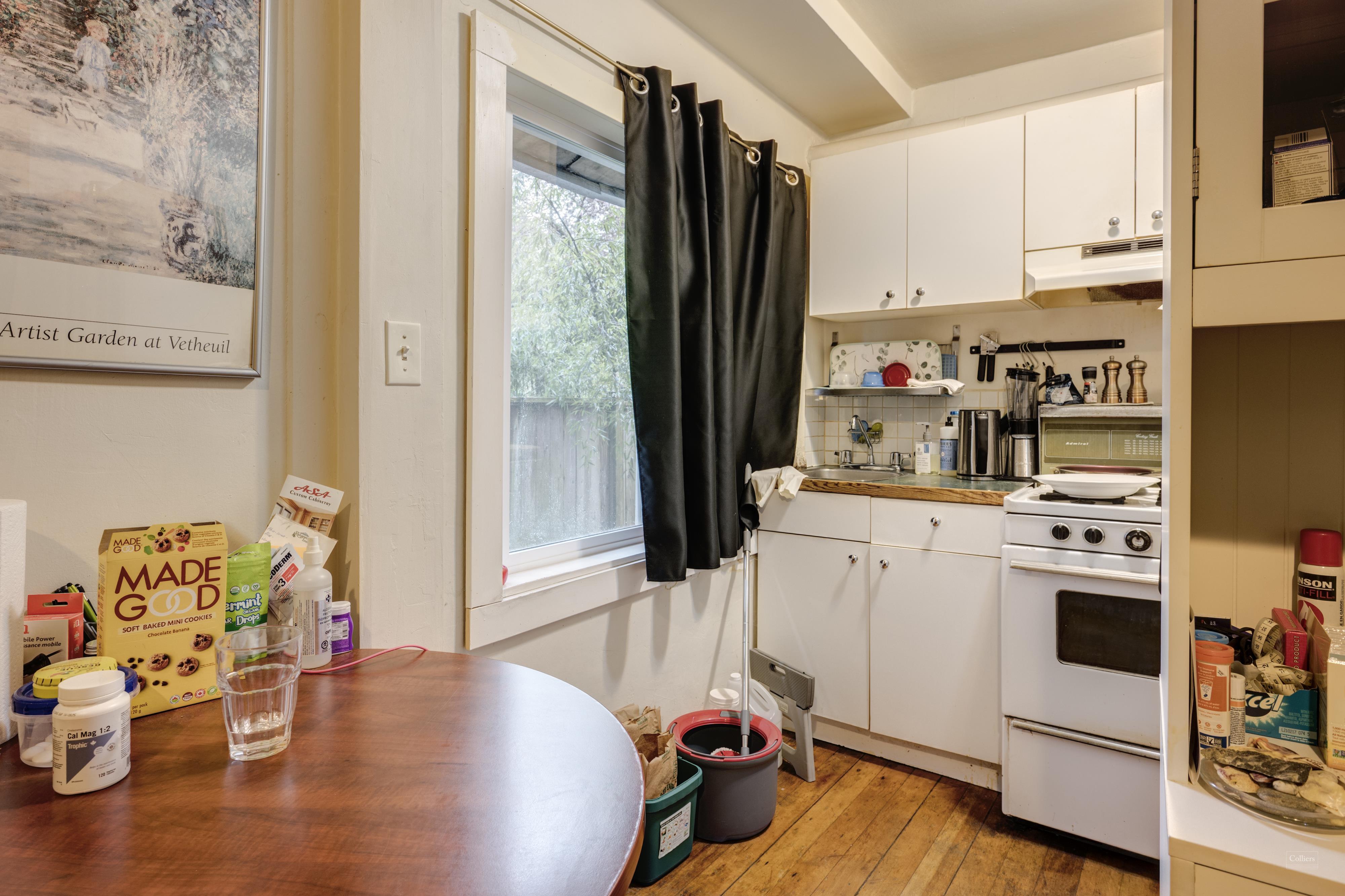 Multifamily For Sale — 985 Broughton Street, Vancouver