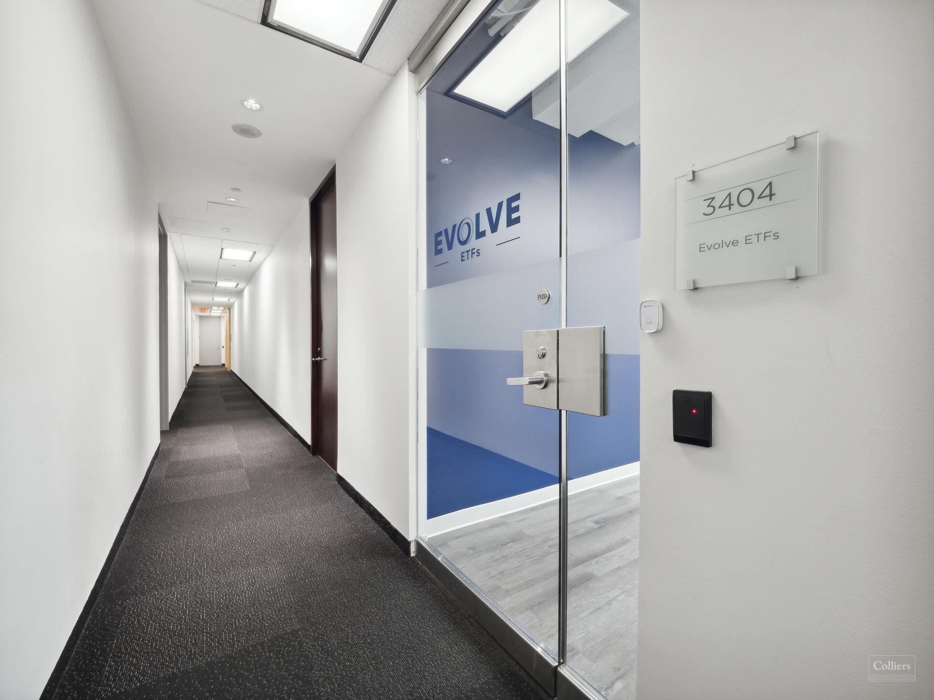 Office For Sublease — 40 King Street West Toronto, ON M5H 1H1 