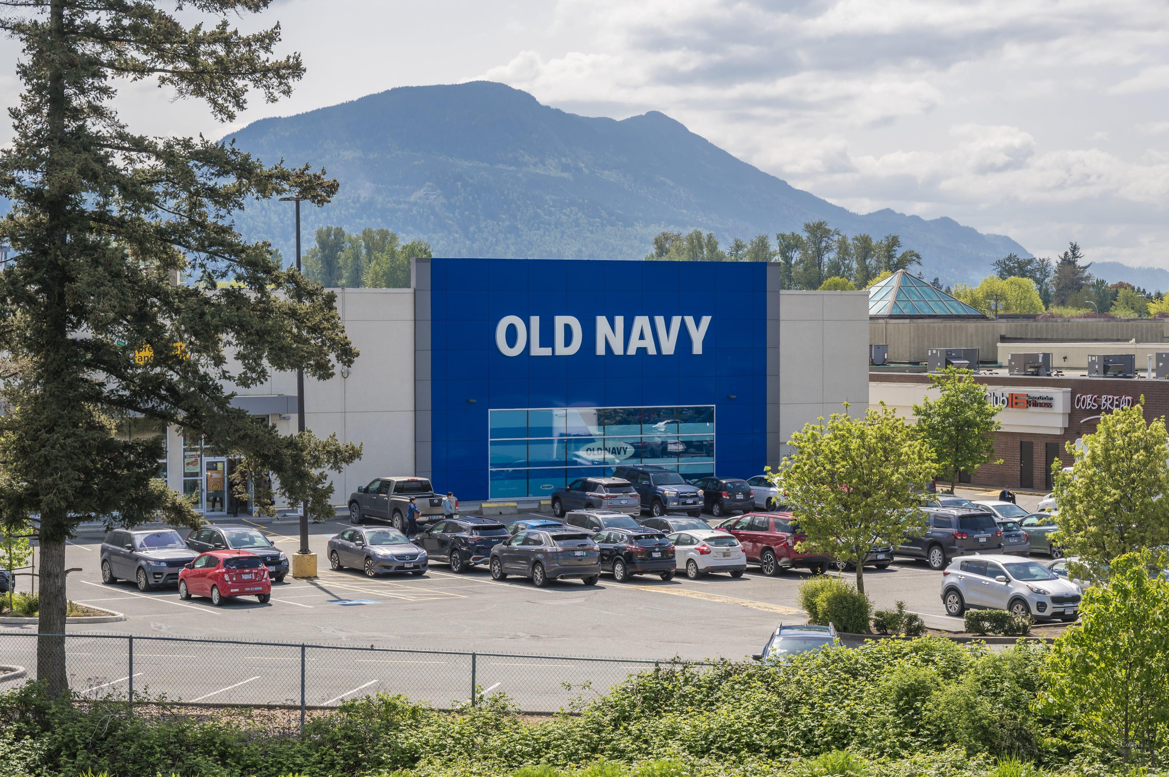 CHUMA’s STORE Retail For Sale and Lease — 231 Lombard Street Smith Falls