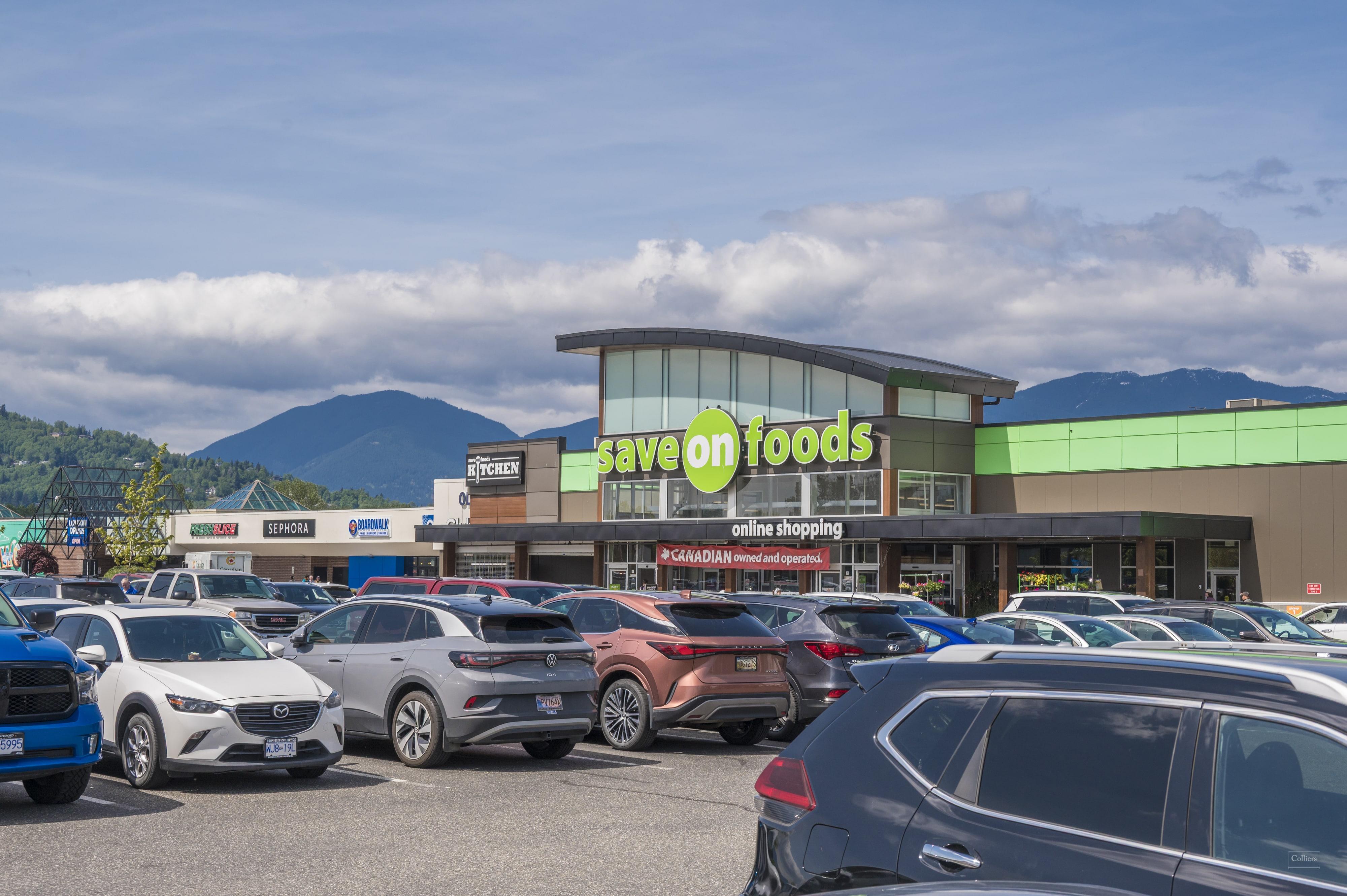 CHUMA’s STORE Retail For Sale and Lease — 231 Lombard Street Smith Falls