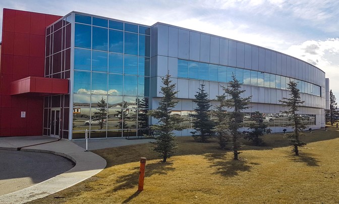 Office For Lease — 816 - 55th Avenue NE, Calgary, Alberta, Canada ...