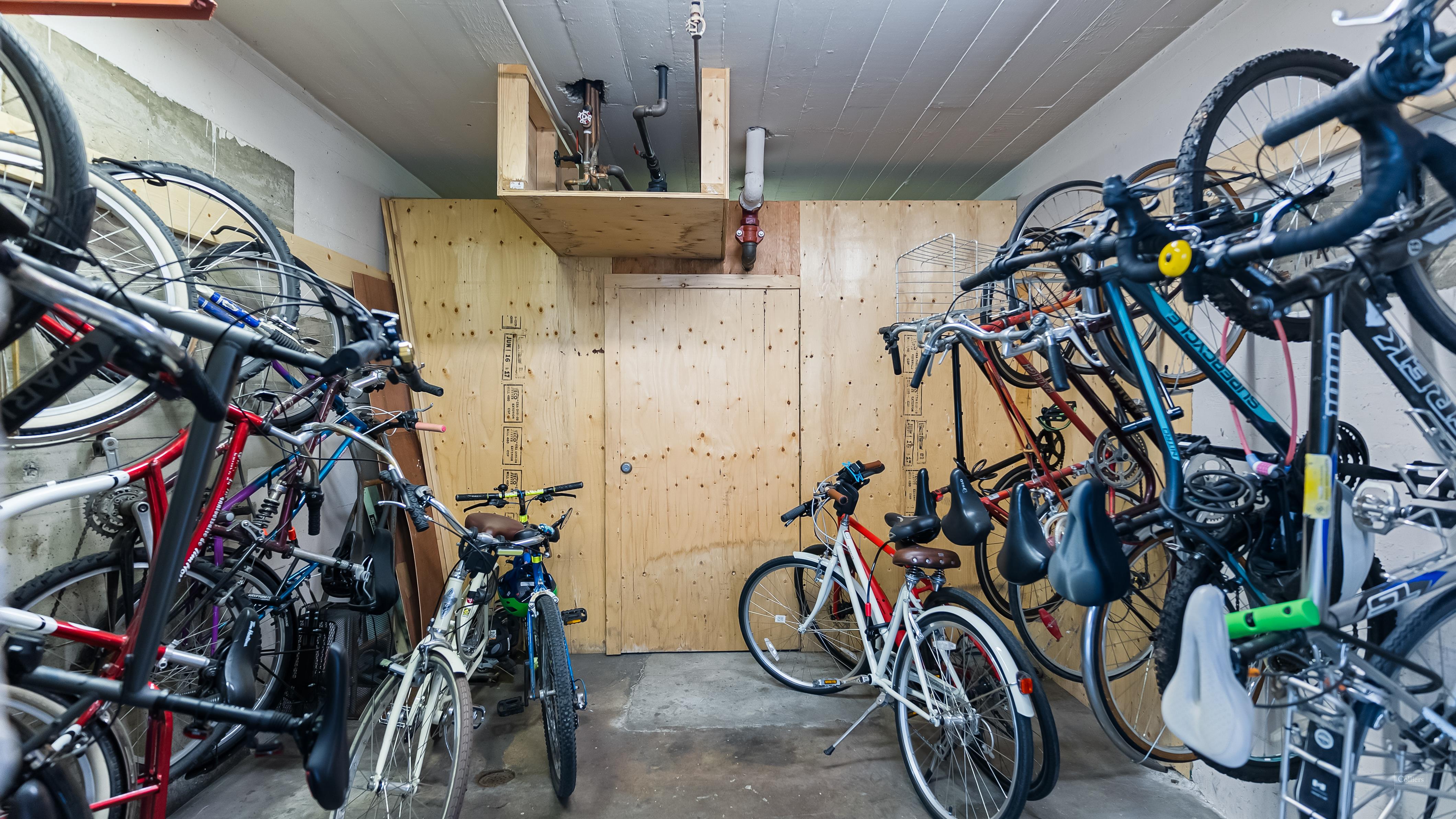 Multifamily For Sale — 1009 Fairfield Road Victoria, BC Canada