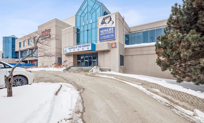 Office For Sale — 670 Hwy 7 E, 8 Richmond Hill, ON L4B 3P2
