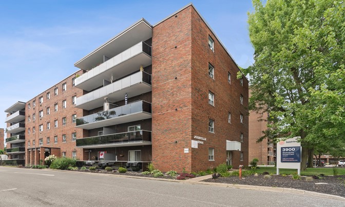 80s columbia ヴィンテージ キャップ apartment creek Apartment and Retail Building | ERA 22265 Dewdney Trunk Road