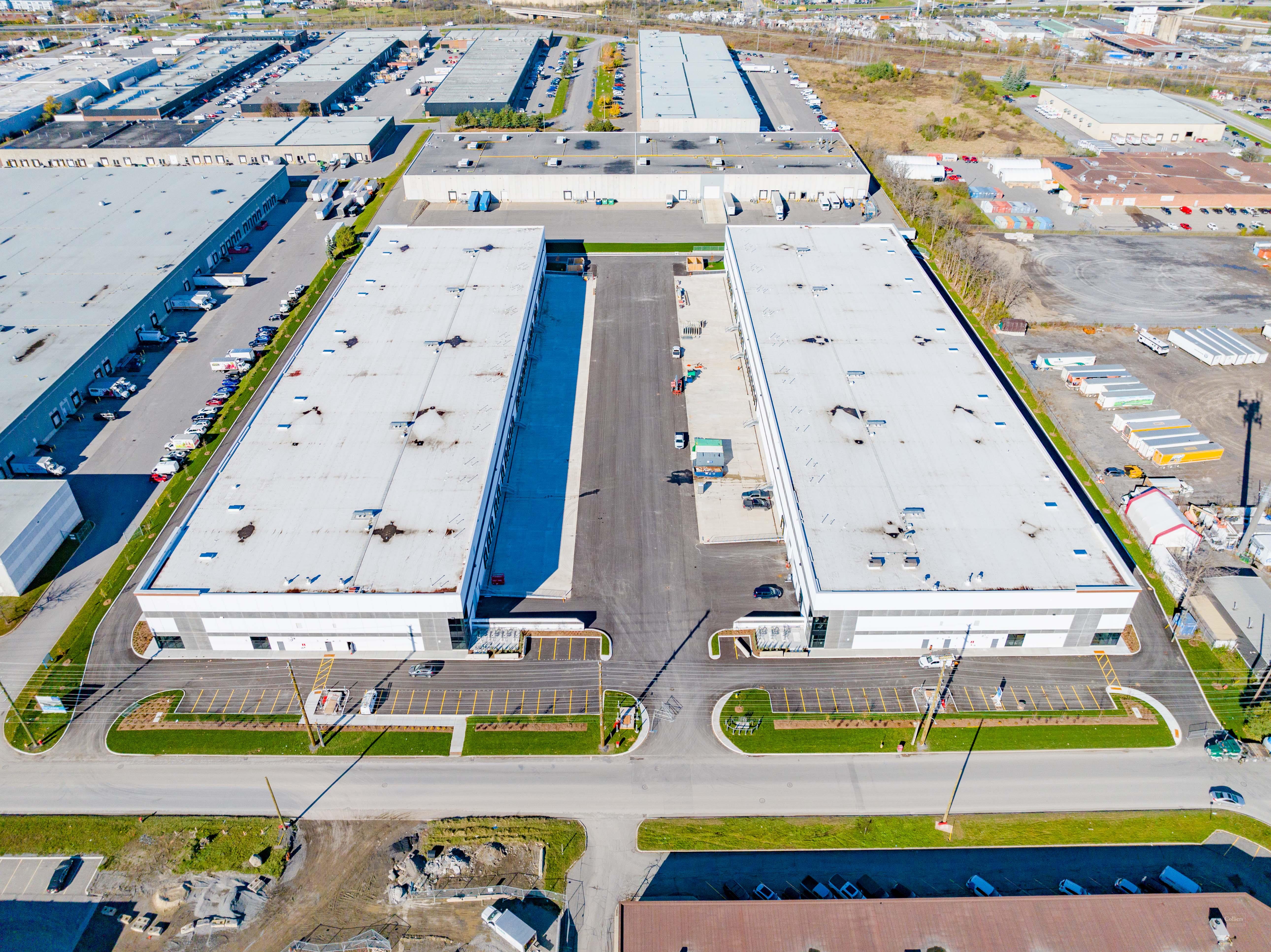 Industrial For Lease — 2101 & 2105 Bantree Street, Ottawa, Ontario