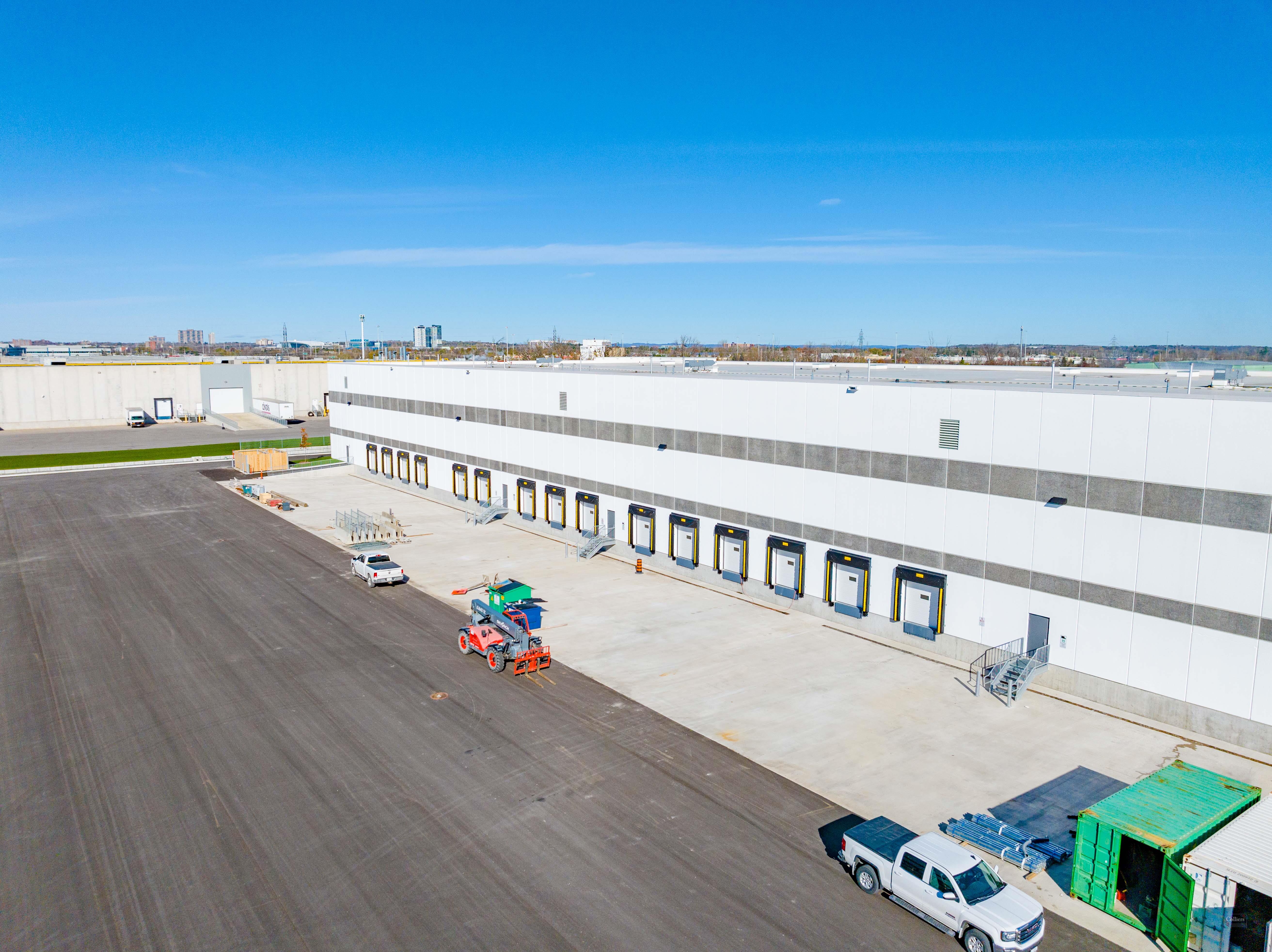Industrial For Lease — 2101 & 2105 Bantree Street, Ottawa, Ontario
