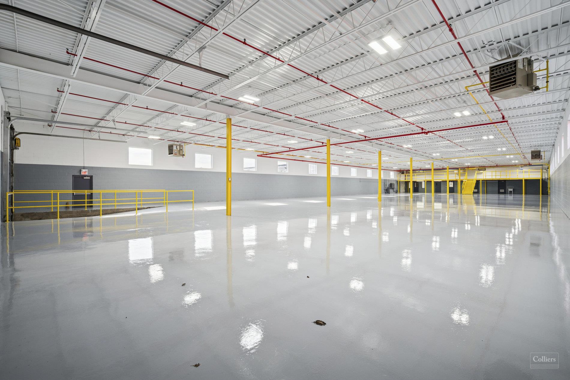 Industrial For Lease — 5309 Maingate Drive Mississauga, ON L4W 1G6