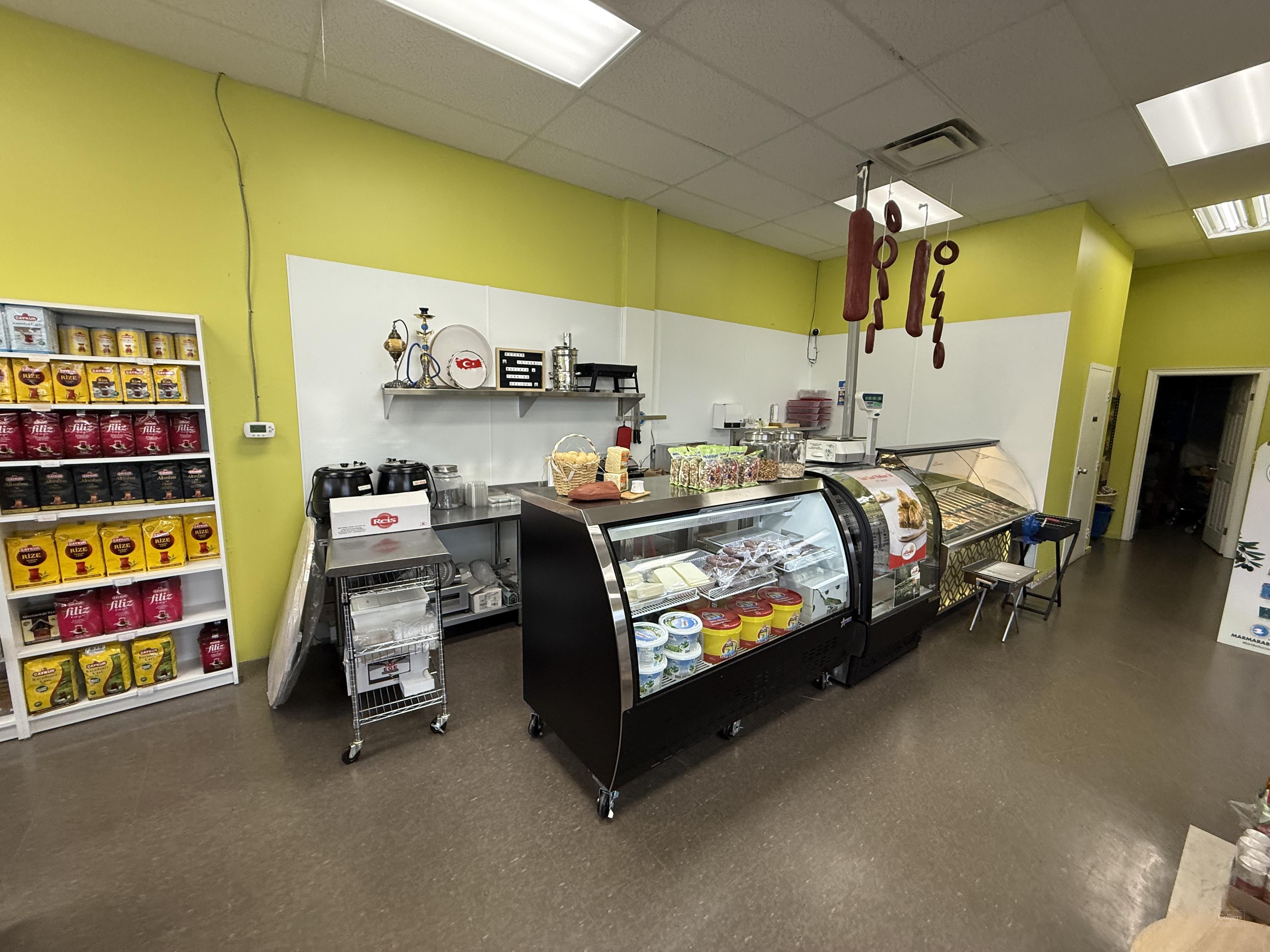 Retail For Lease — 6788 Thorold Stone Road, Unit 1 Niagara Falls