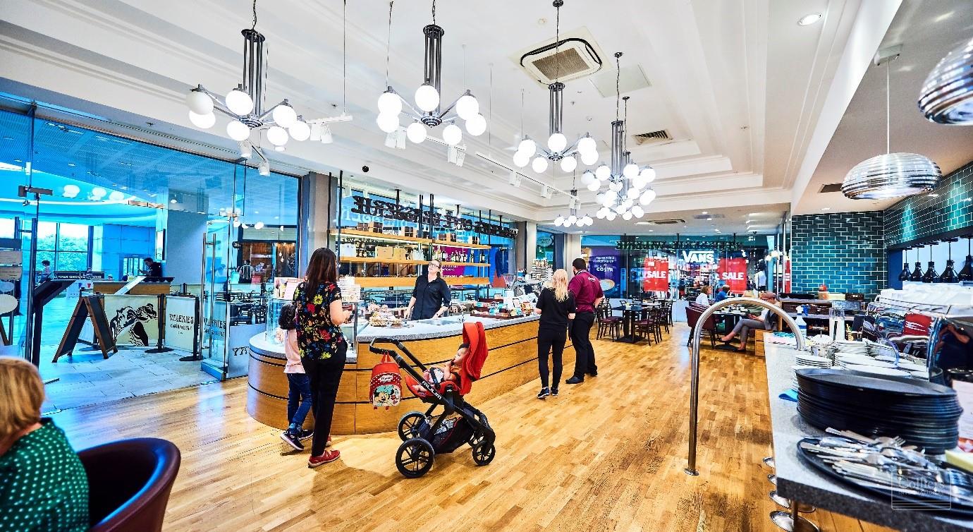 resorts world nike shop