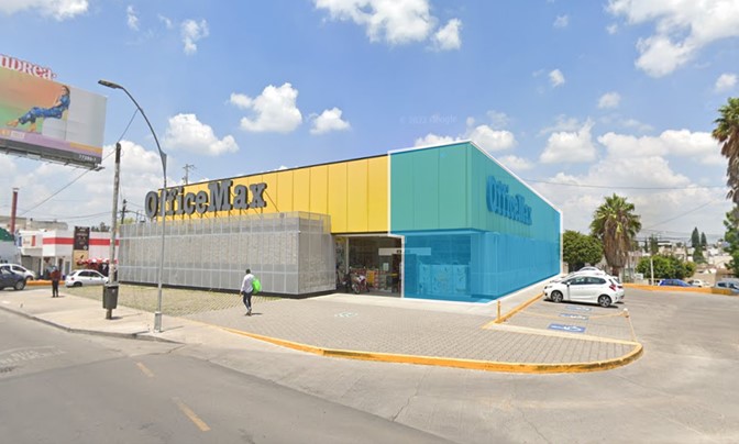 Retail For Lease — Av Constituyentes 152, Centro, 76000 Santiago de  Querétaro, Qro. | Mexico | Colliers