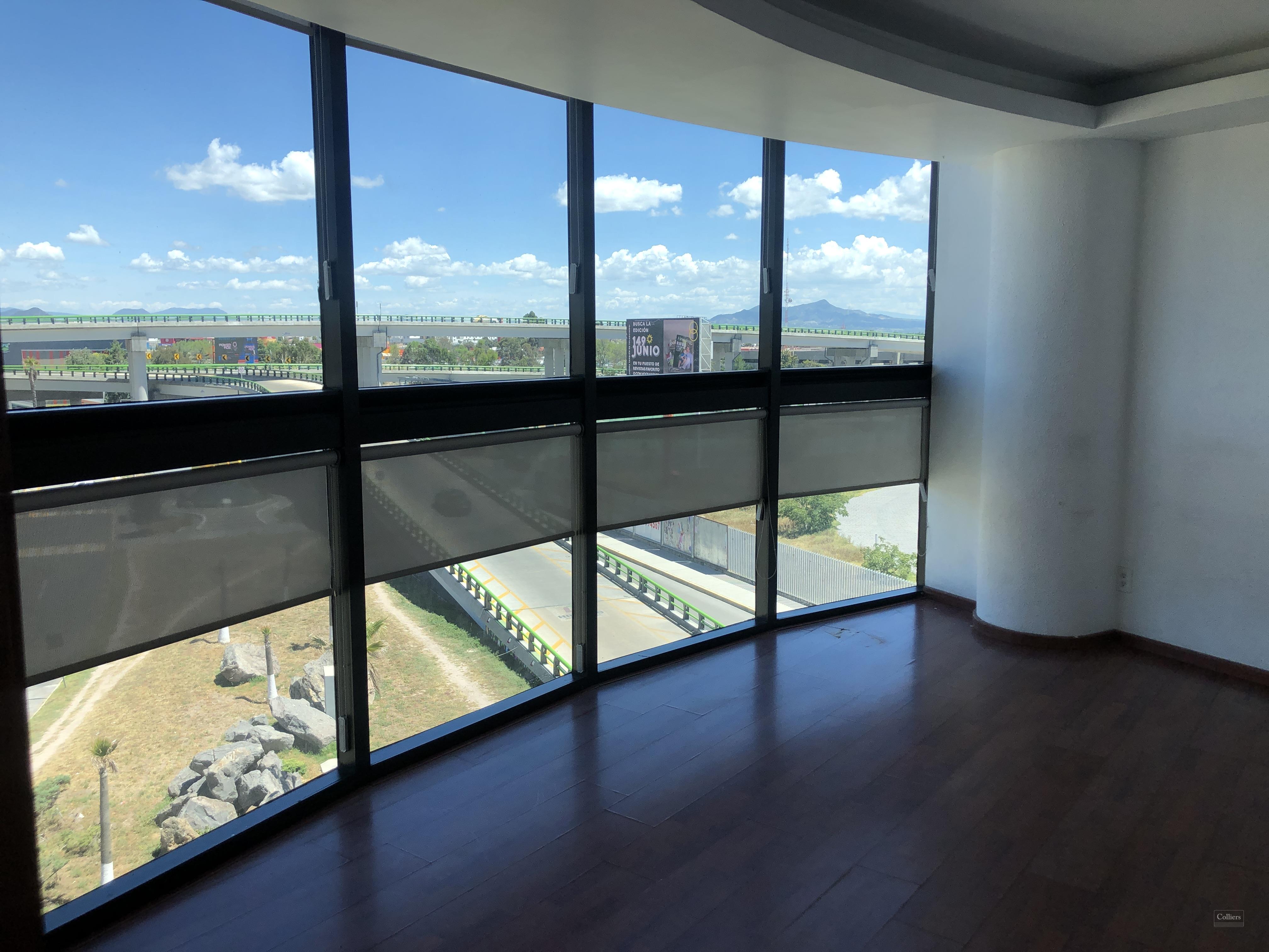 Avenida Camino Real De La Plata