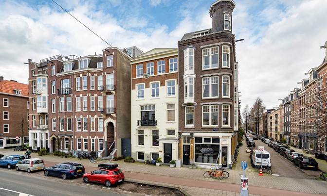 Colliers  MediaMarkt extends lease in Amsterdam