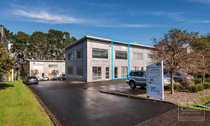 2 level office/showroom available for lease