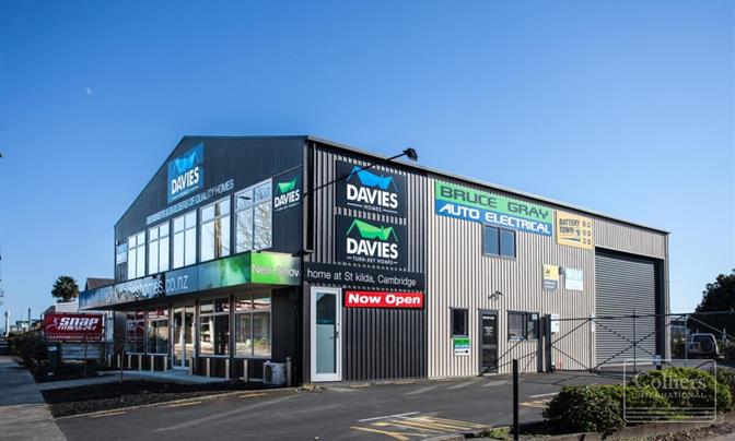 Colliers Experts Mark Brunton