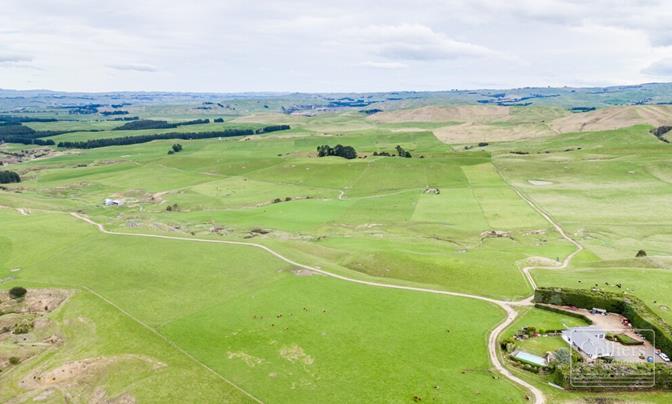 Productive cattle grazing/finishing farm (108ha)