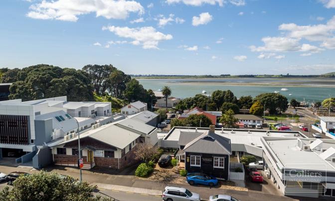 STRATEGIC CBD CORNER SITE - LONG LEASE OR DEVELOP