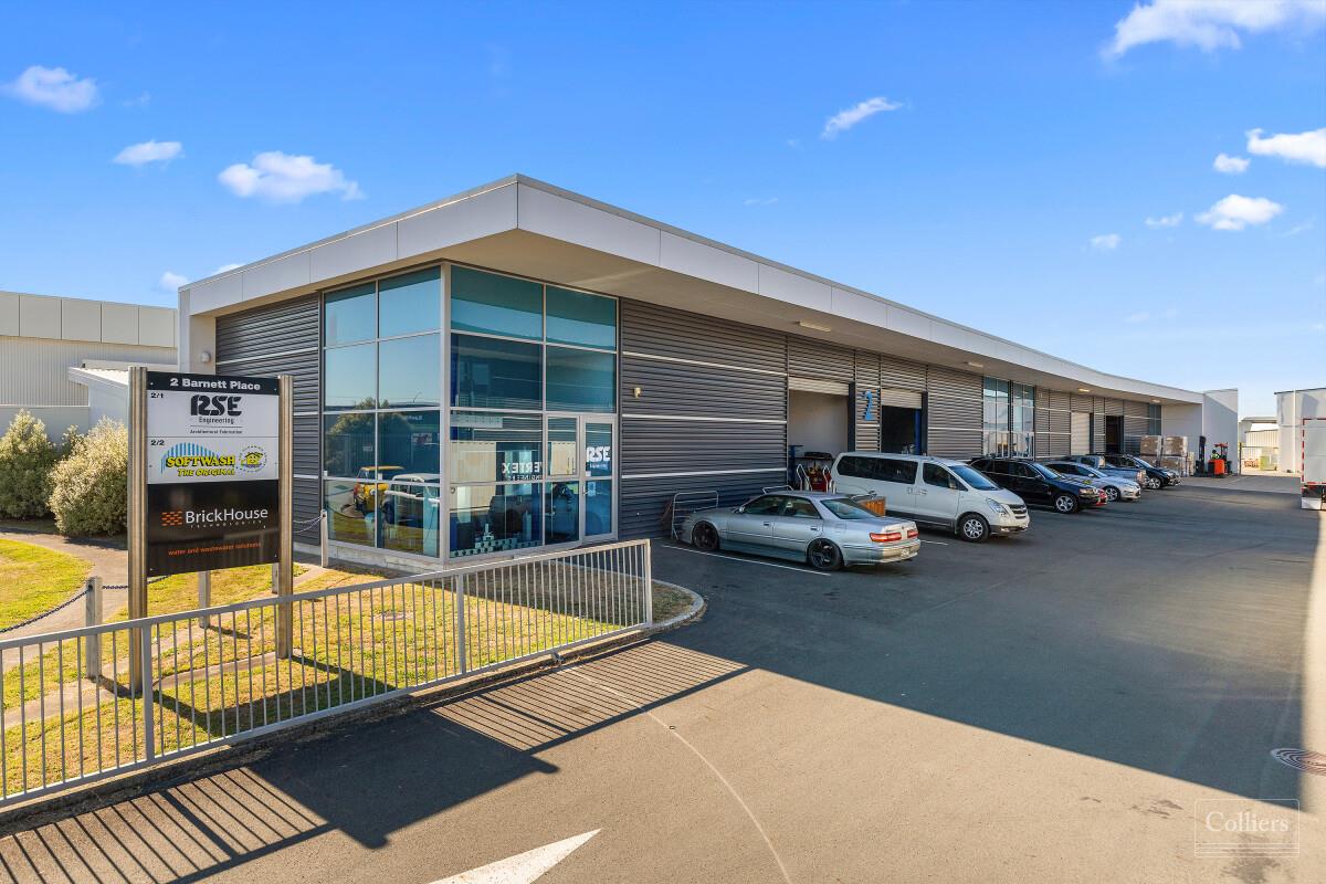 Industrial For Lease — Unit 3, 2 Barnett Place , Te Rapa, Hamilton ...
