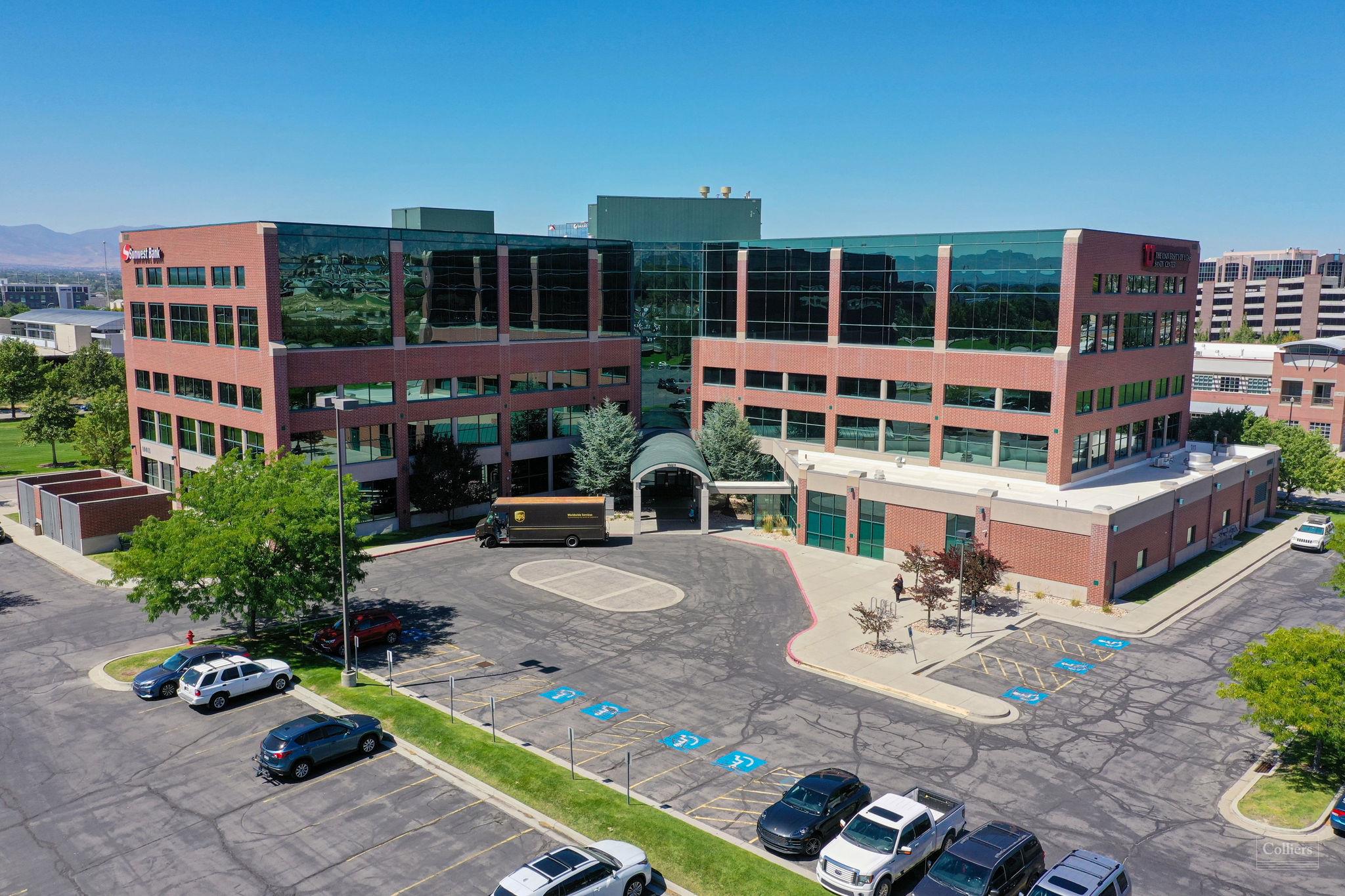 utah様 Shop VRTX VX AT84 VRTX-AT84-STONE-GREY grey | SNIPES USA