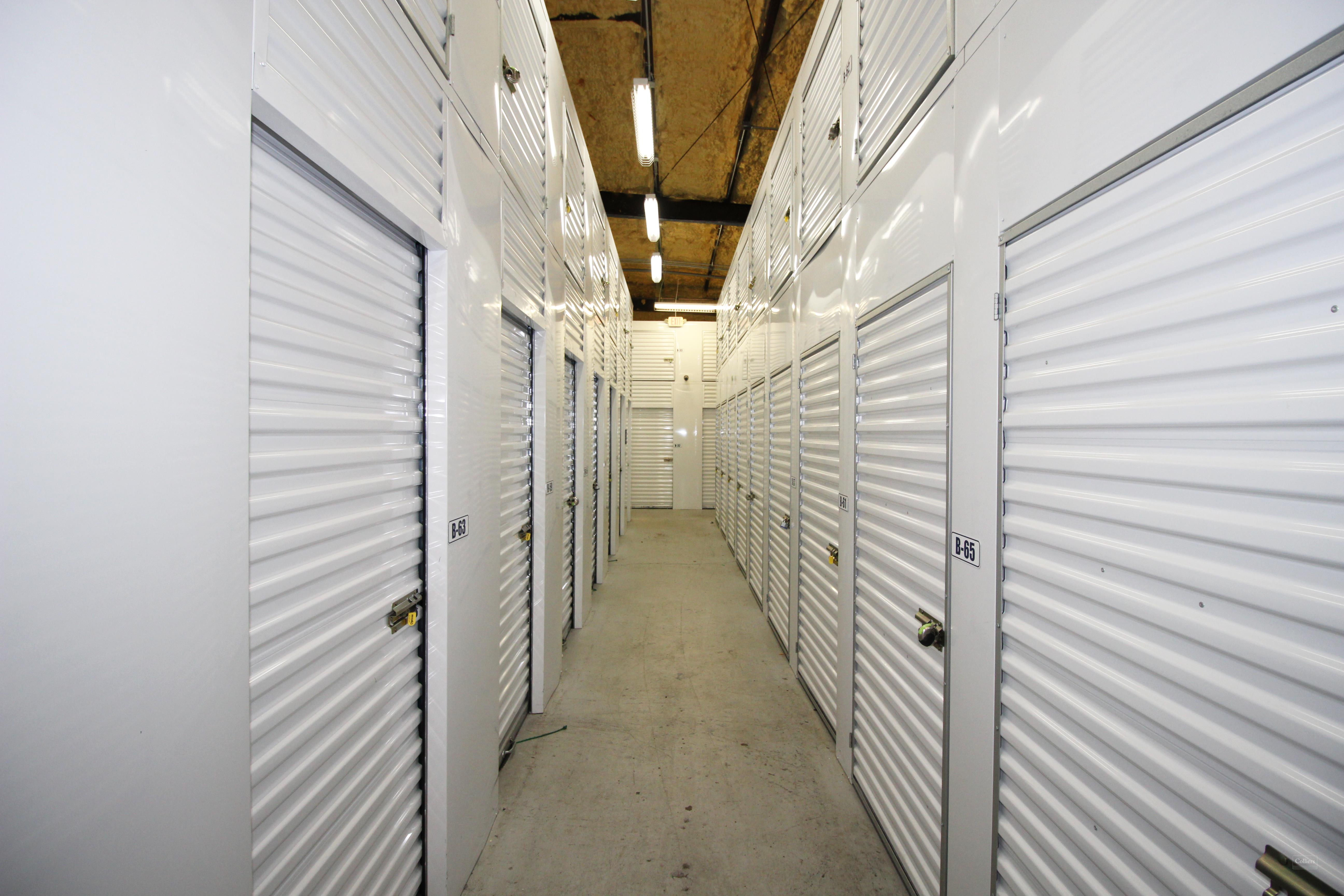 fb50e3a7-e7ec-436c-b66c-1333c349f6b2-w