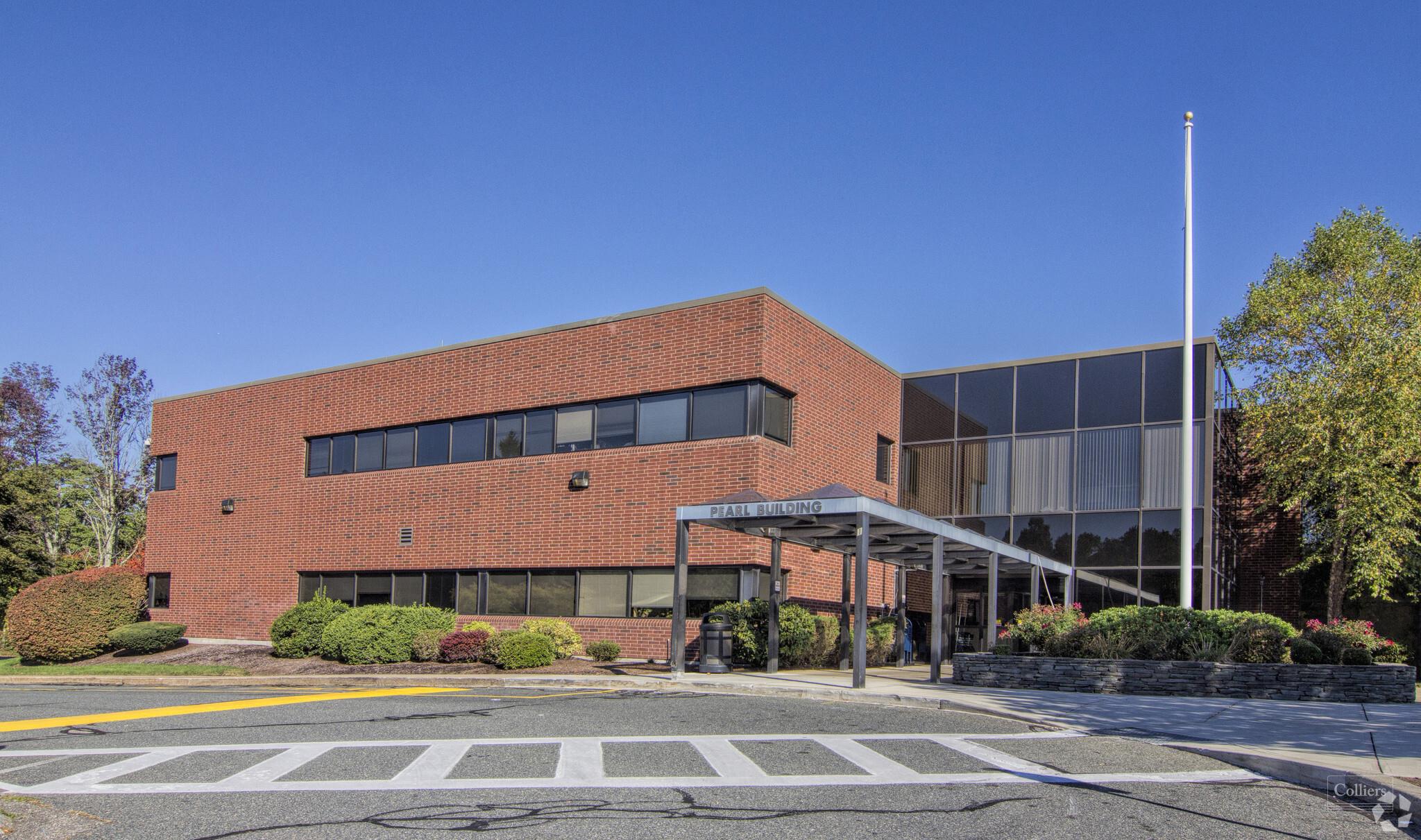 1 Pearl St, Brockton, MA 02301
