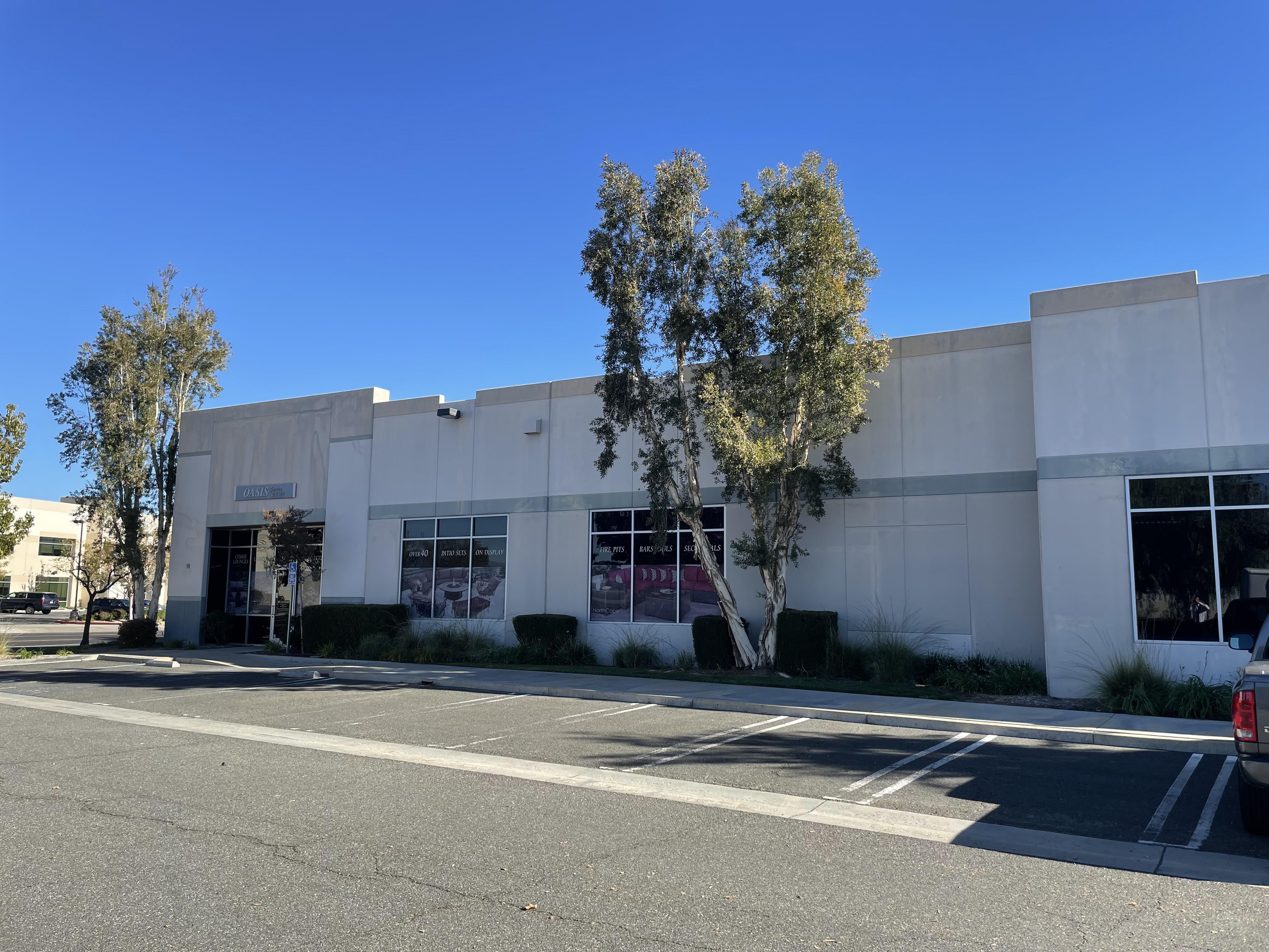 Industrial For Lease — 21182 Centre Pointe Pkwy, Santa Clarita, CA ...