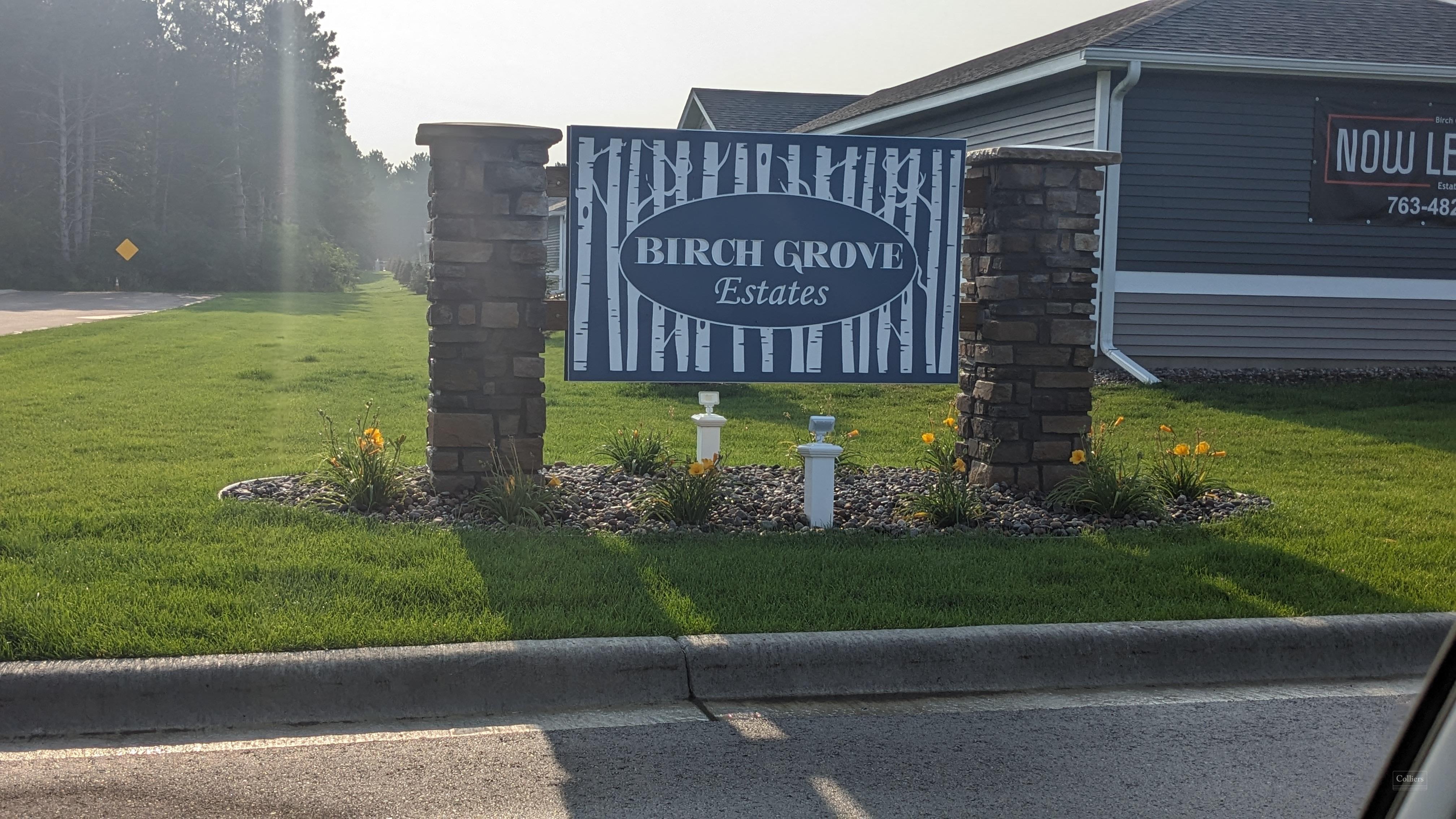 Multifamily For sale — 25749 4th St W, Zimmerman, MN 55398