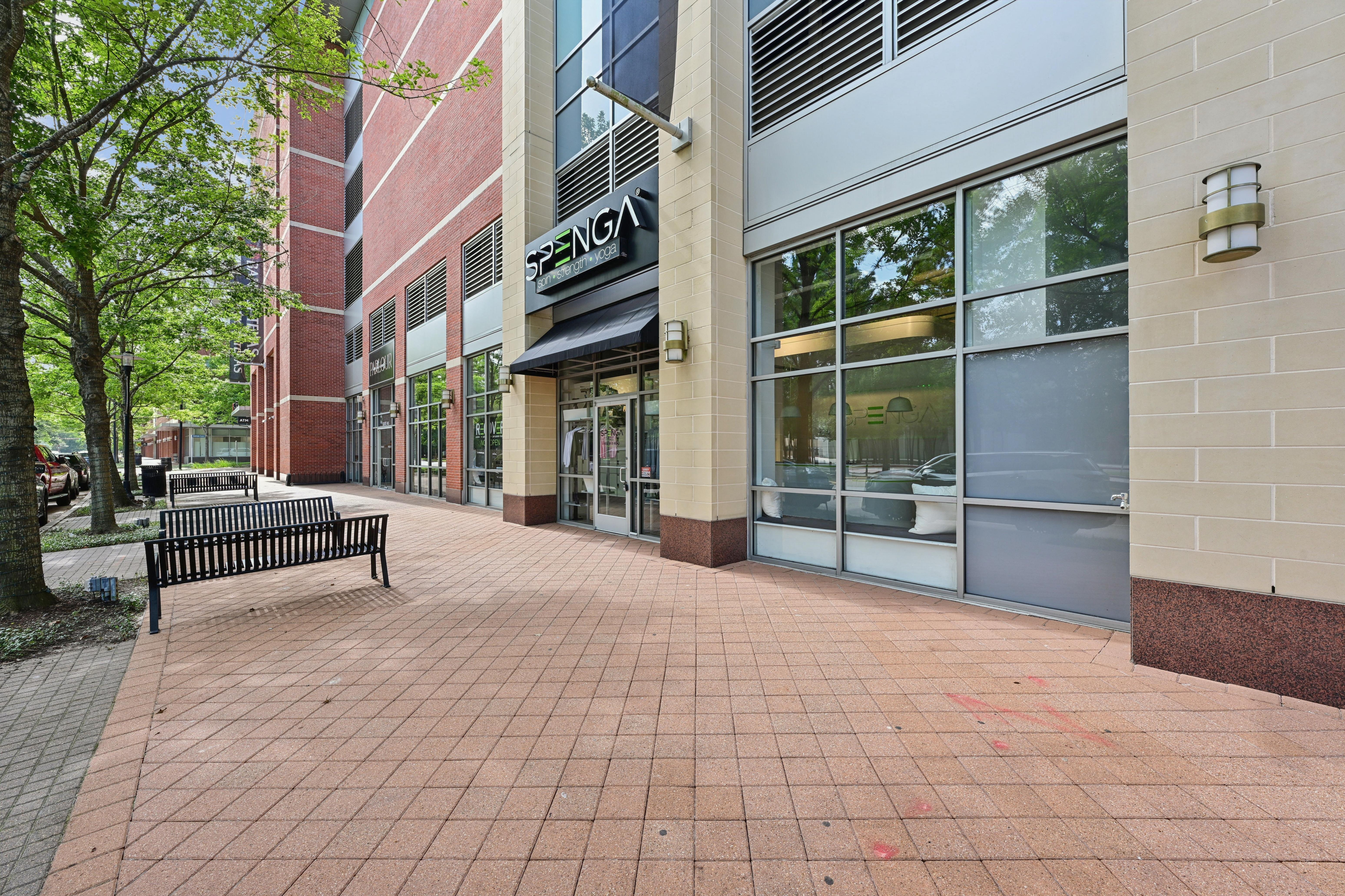 24 Waterway Ave, The Woodlands, TX 77380