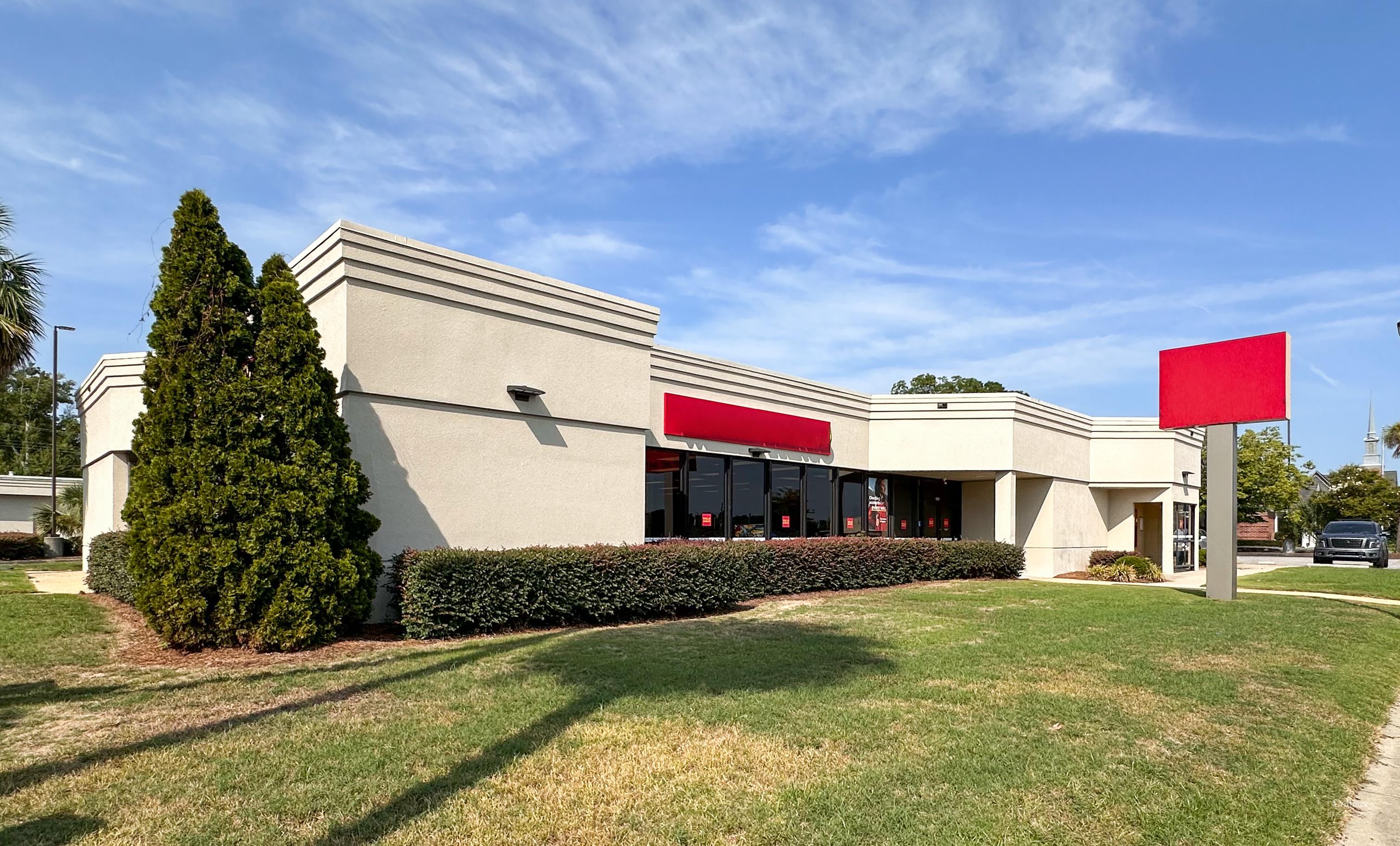 205 W Main St, Lake City, SC 29560