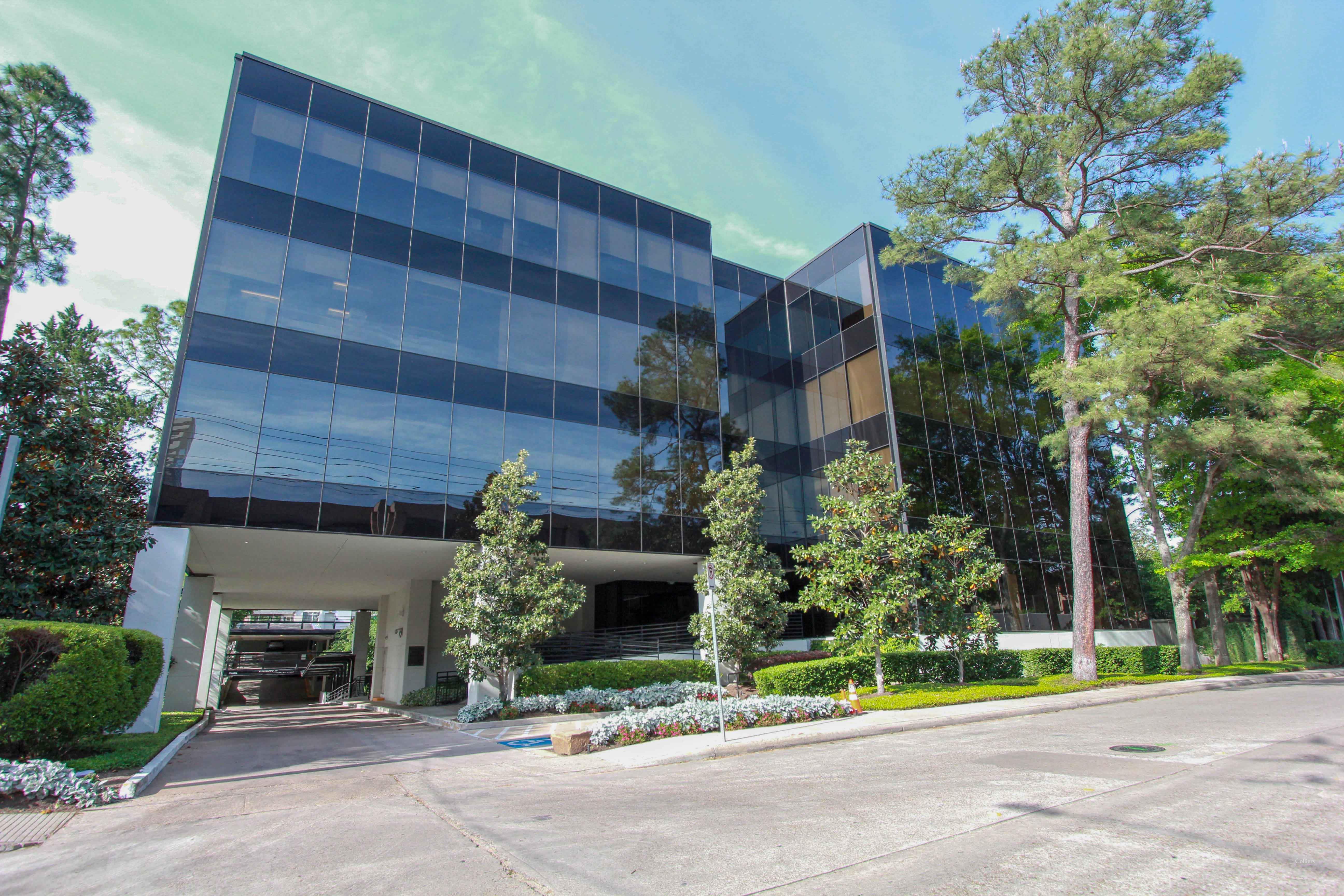 Client Renews Early to Expand and Upgrade Space at Discounted Rate