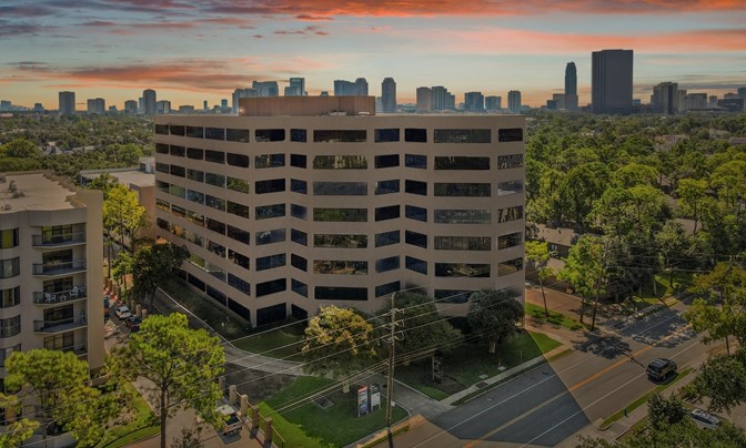 Office Sold — 675 Bering Dr, Houston, Texas, 77057-2141, USA | United ...