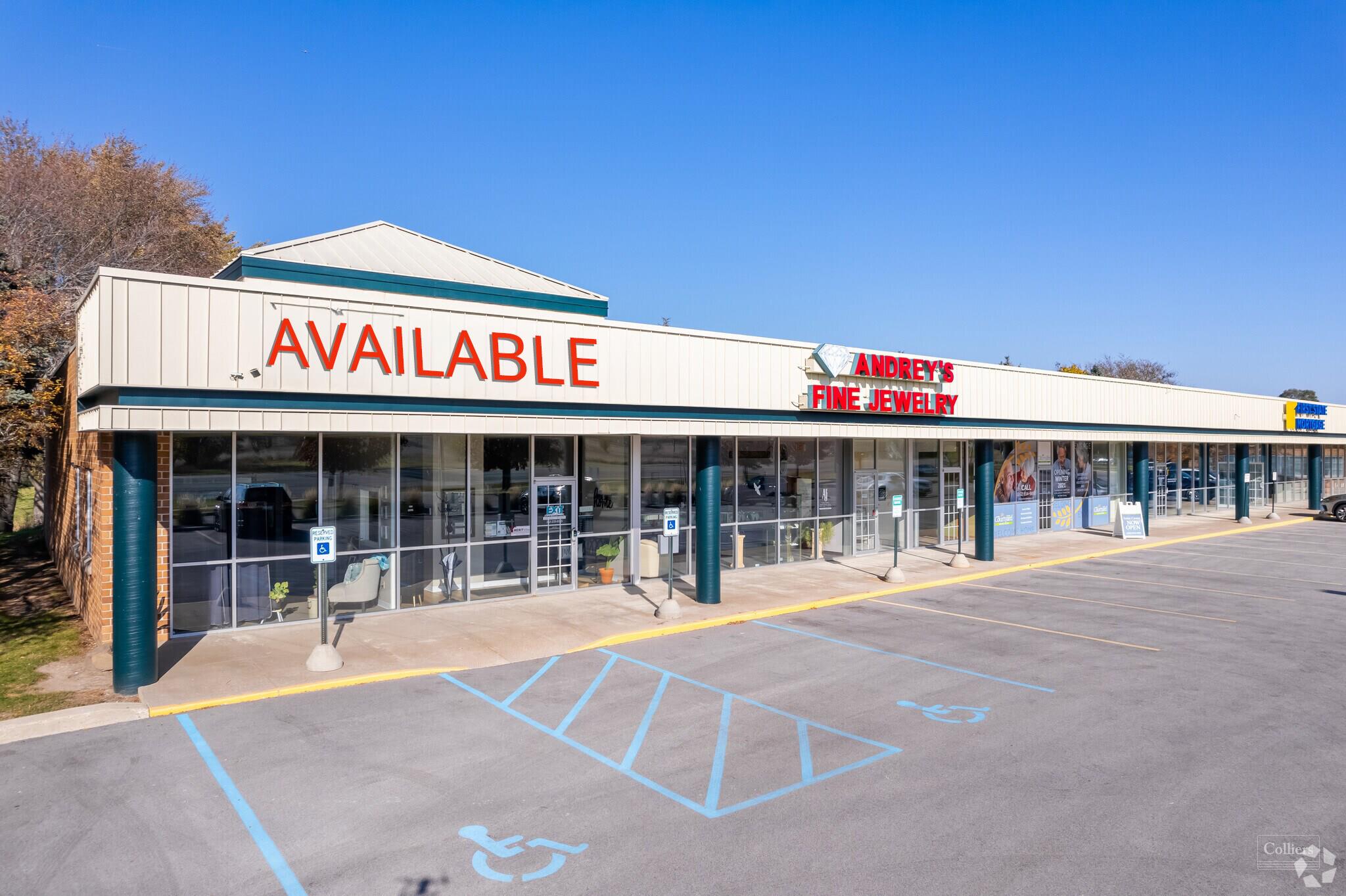 Retail For Lease — N64 W24678 Main St, Sussex, WI 53089, USA