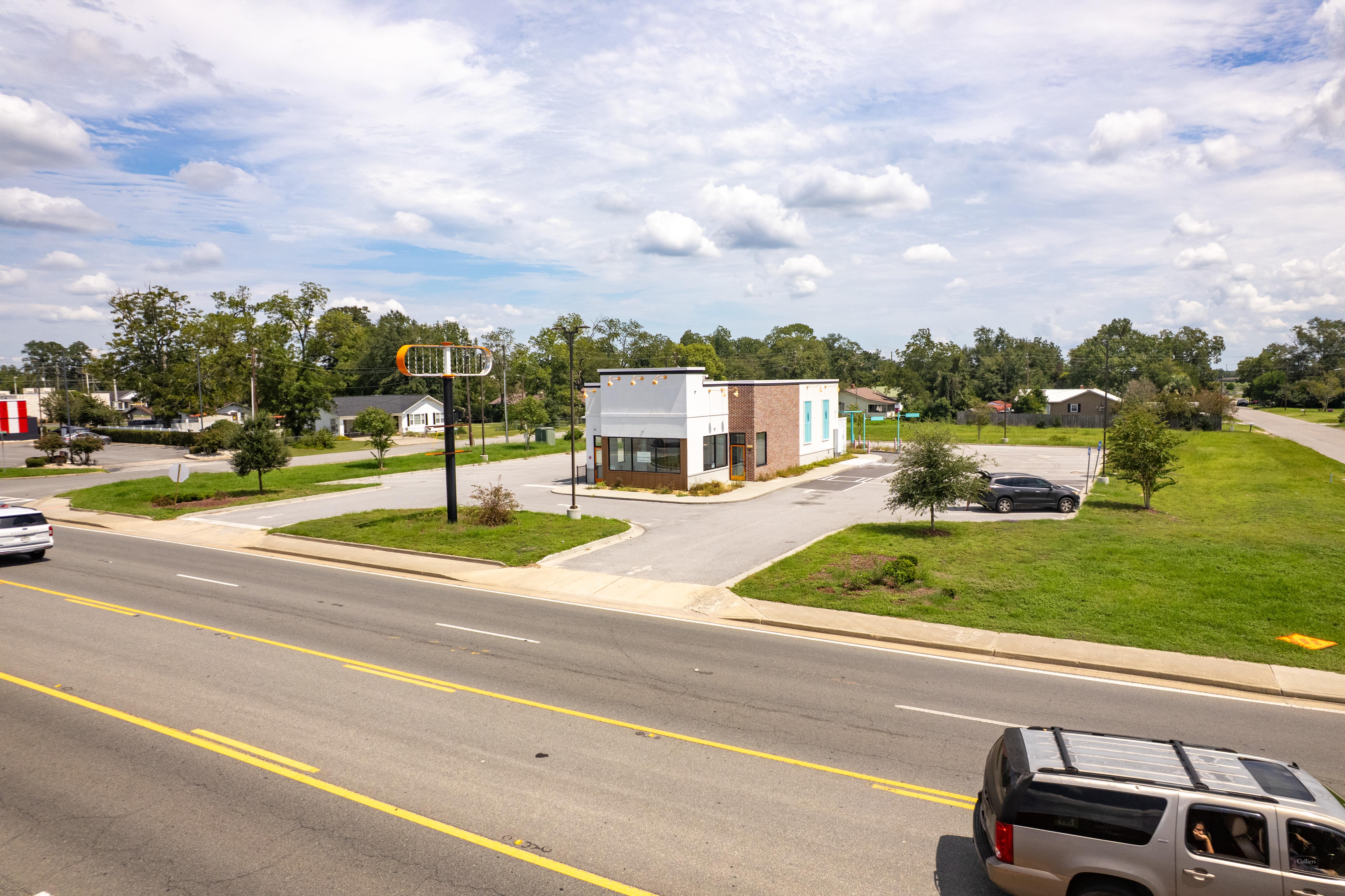 606 S Pierce St, Alma, GA 31510