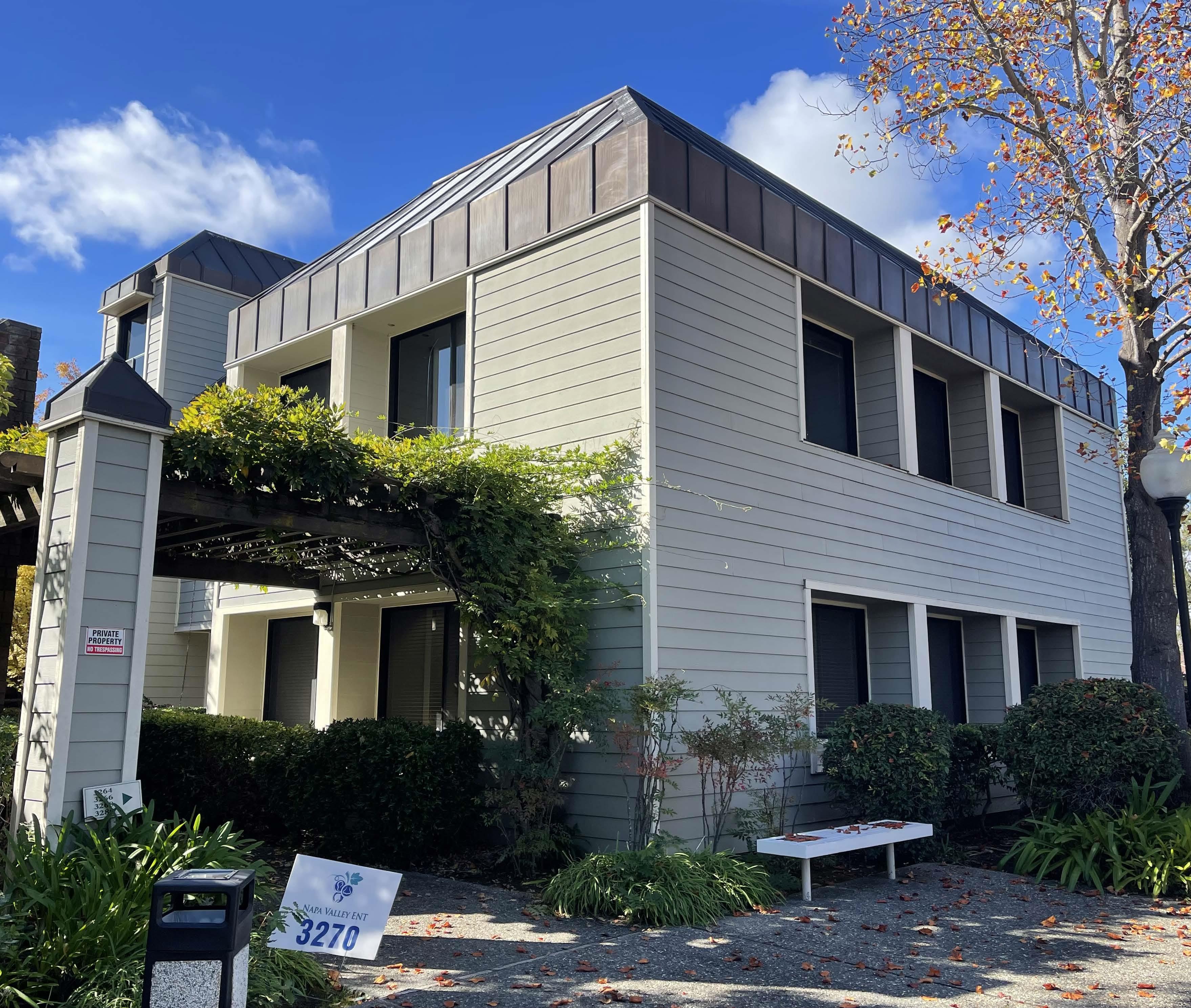 3264 Villa Ln, Napa, CA 94558