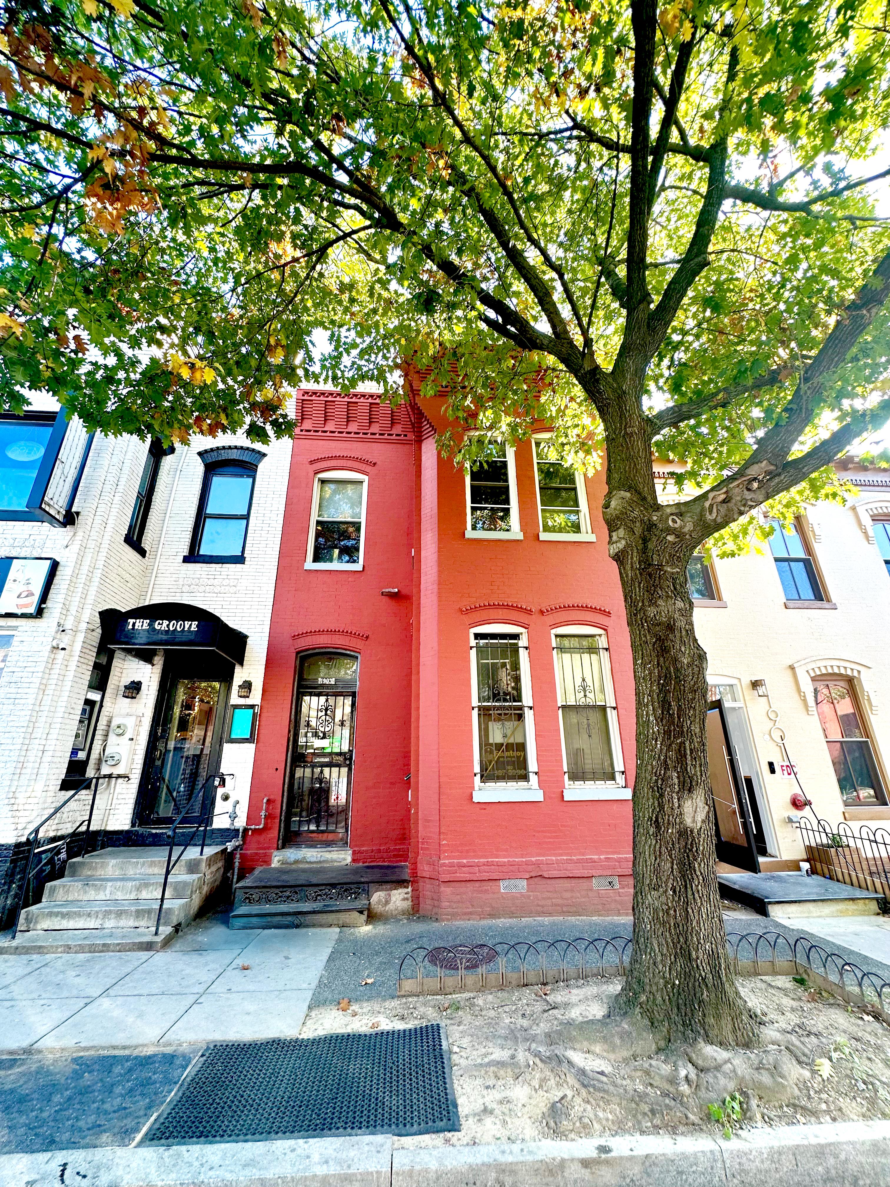 Retail For Lease — 1903 9th St NW, Washington, DC 20001, USA | United ...