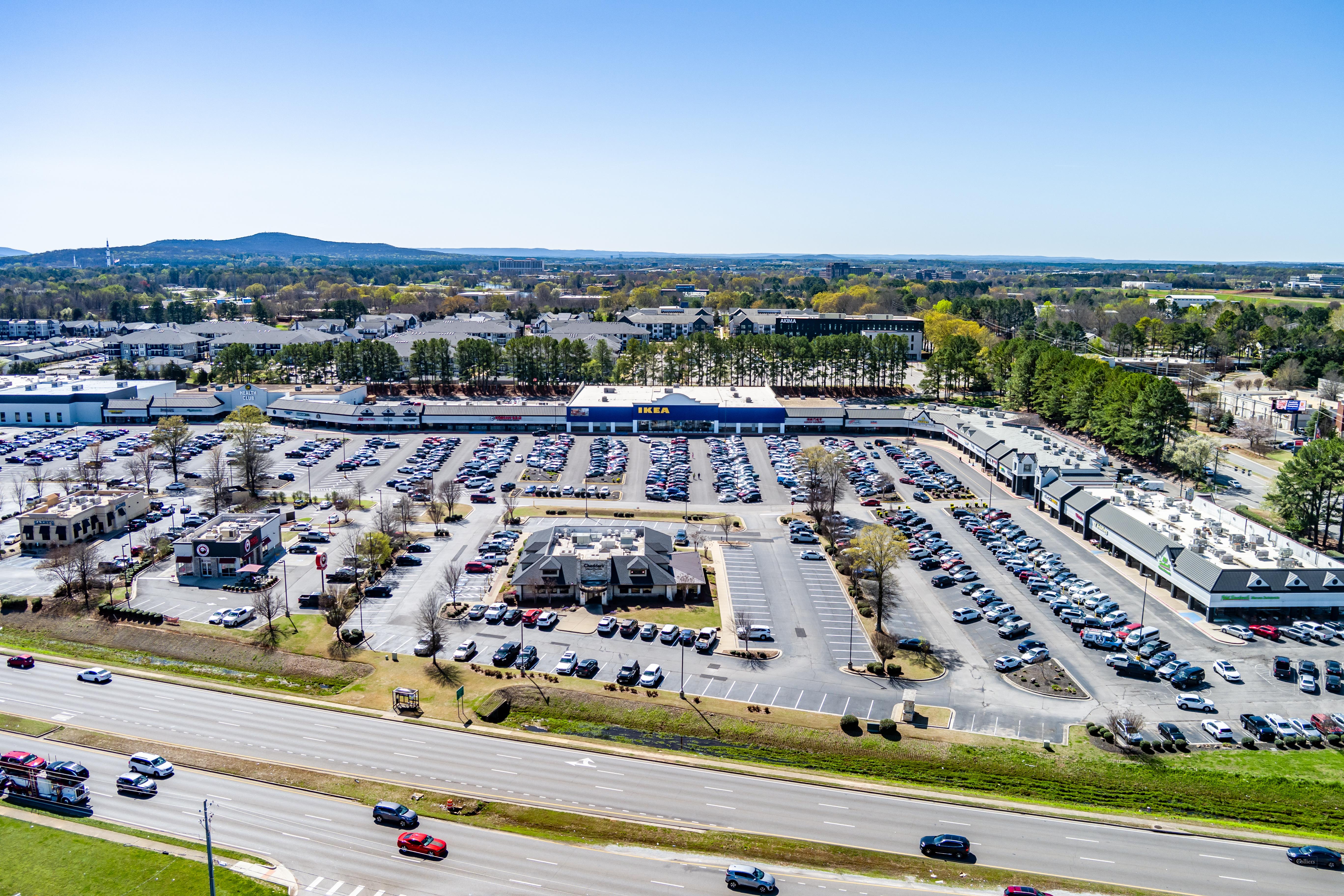 Retail For Lease — 6125 University Drive NW Huntsville, AL 35806