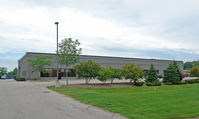 Industrial For Lease — 16530 W Rogers Dr, New Berlin, Wi 53151, Usa 