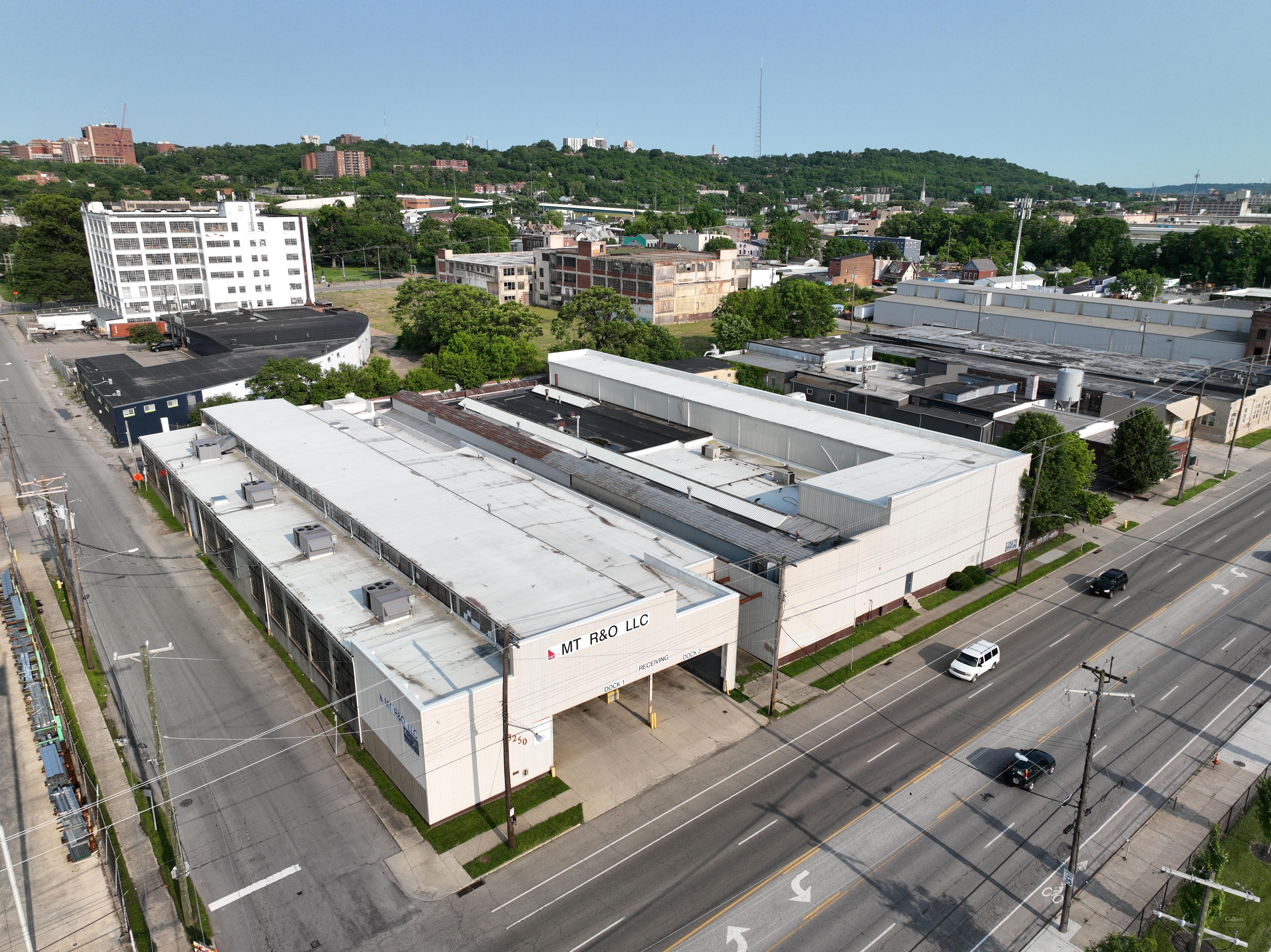 Industrial For sale — 3250 Spring Grove Ave, Cincinnati, OH 45225, USA ...