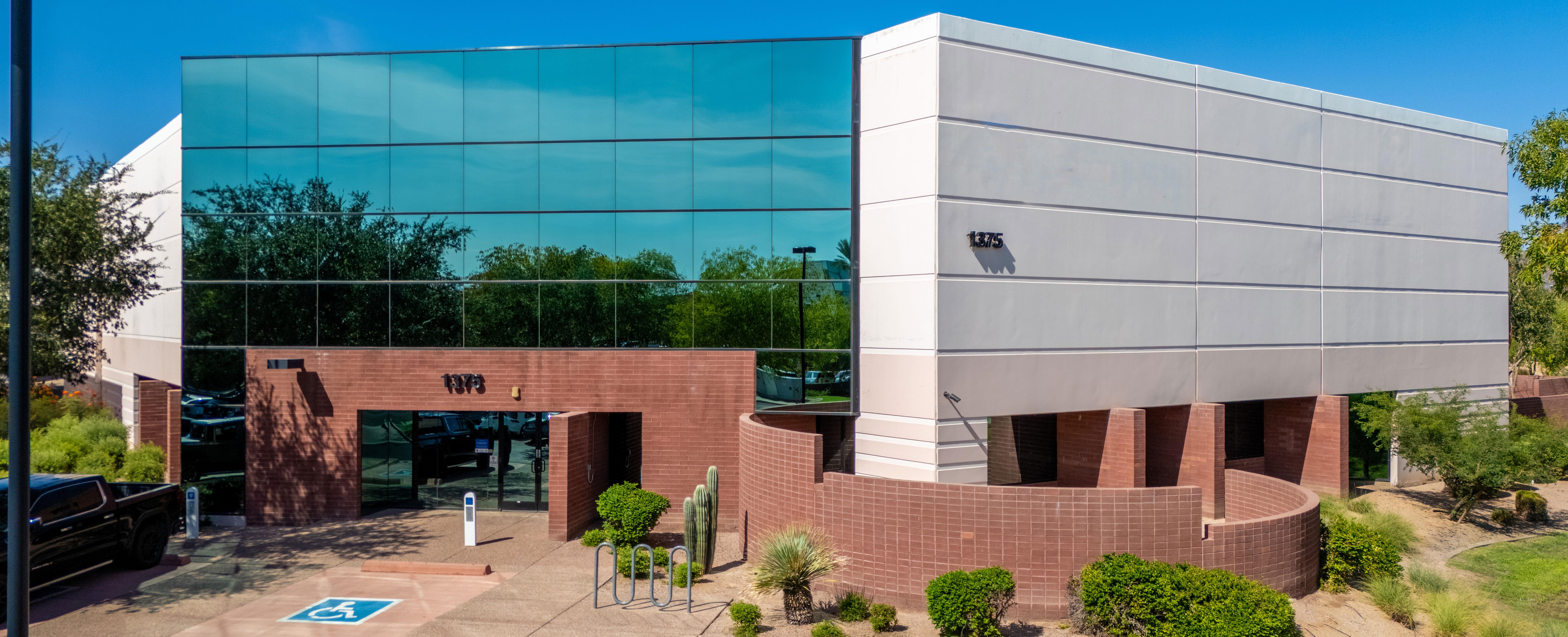 1375 W Drivers Way, Tempe, AZ 85284