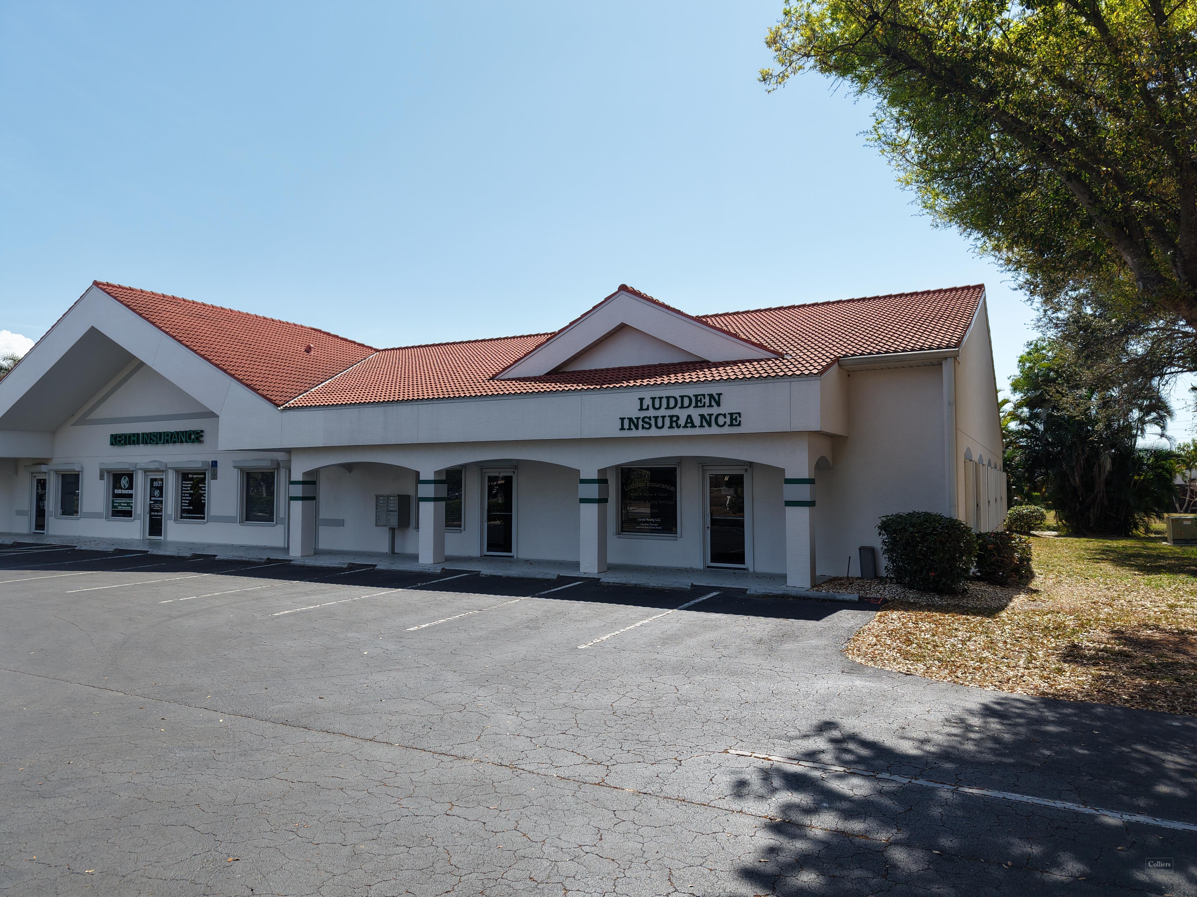 Professional Office Suite Leasing Opportunity in South Fort Myers
