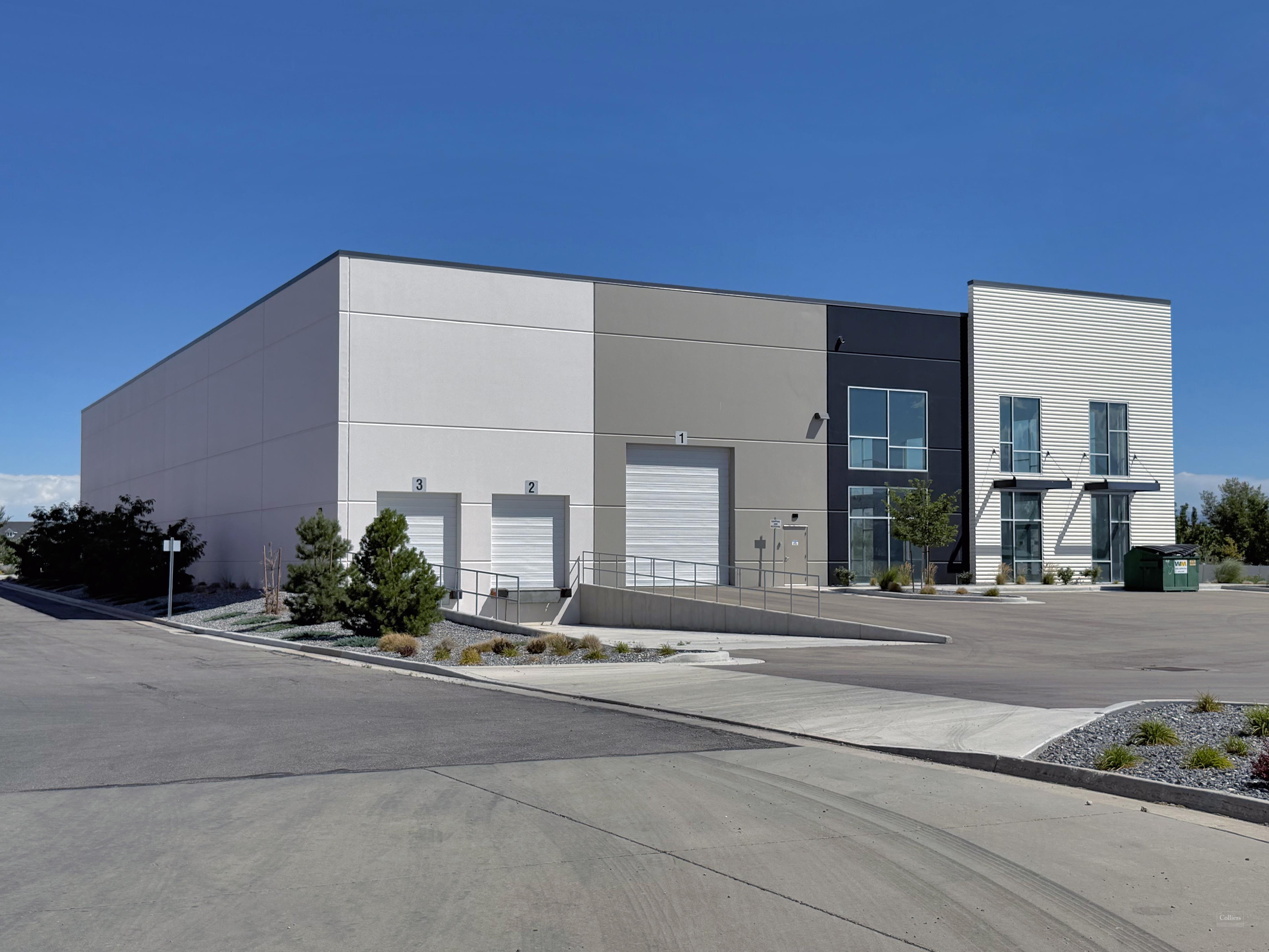 3437 W Water St, Riverton, UT 84065
