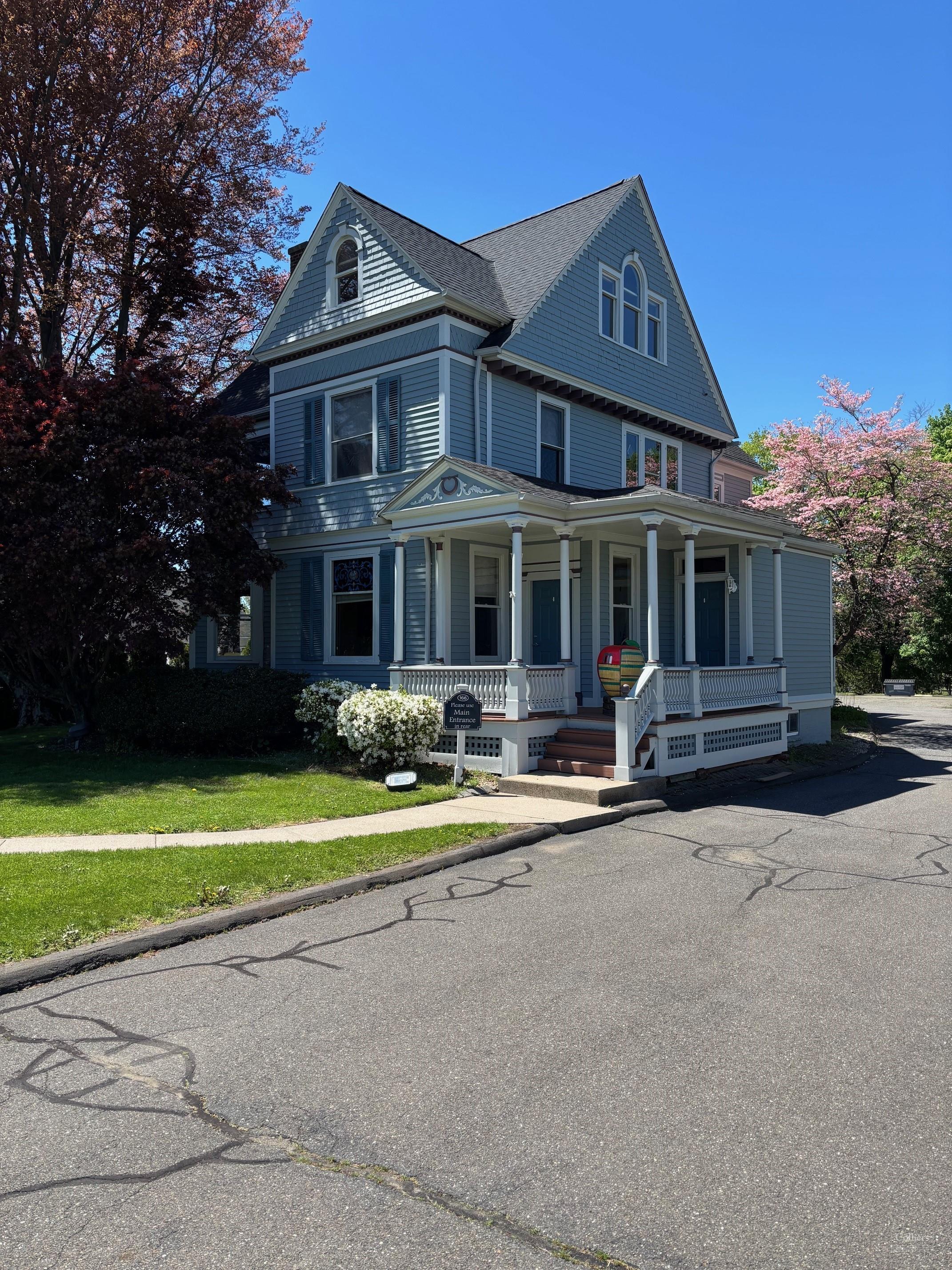 166 Main St, Southington, CT 06489