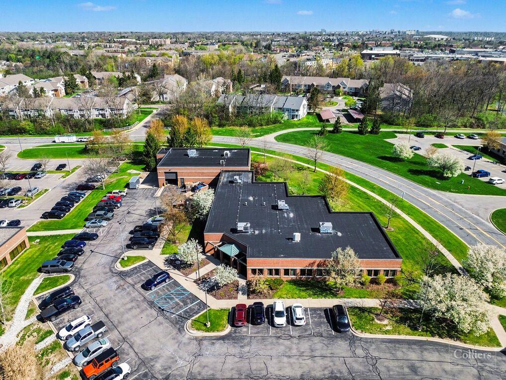 1195 Oak Valley Dr, Ann Arbor, MI 48108