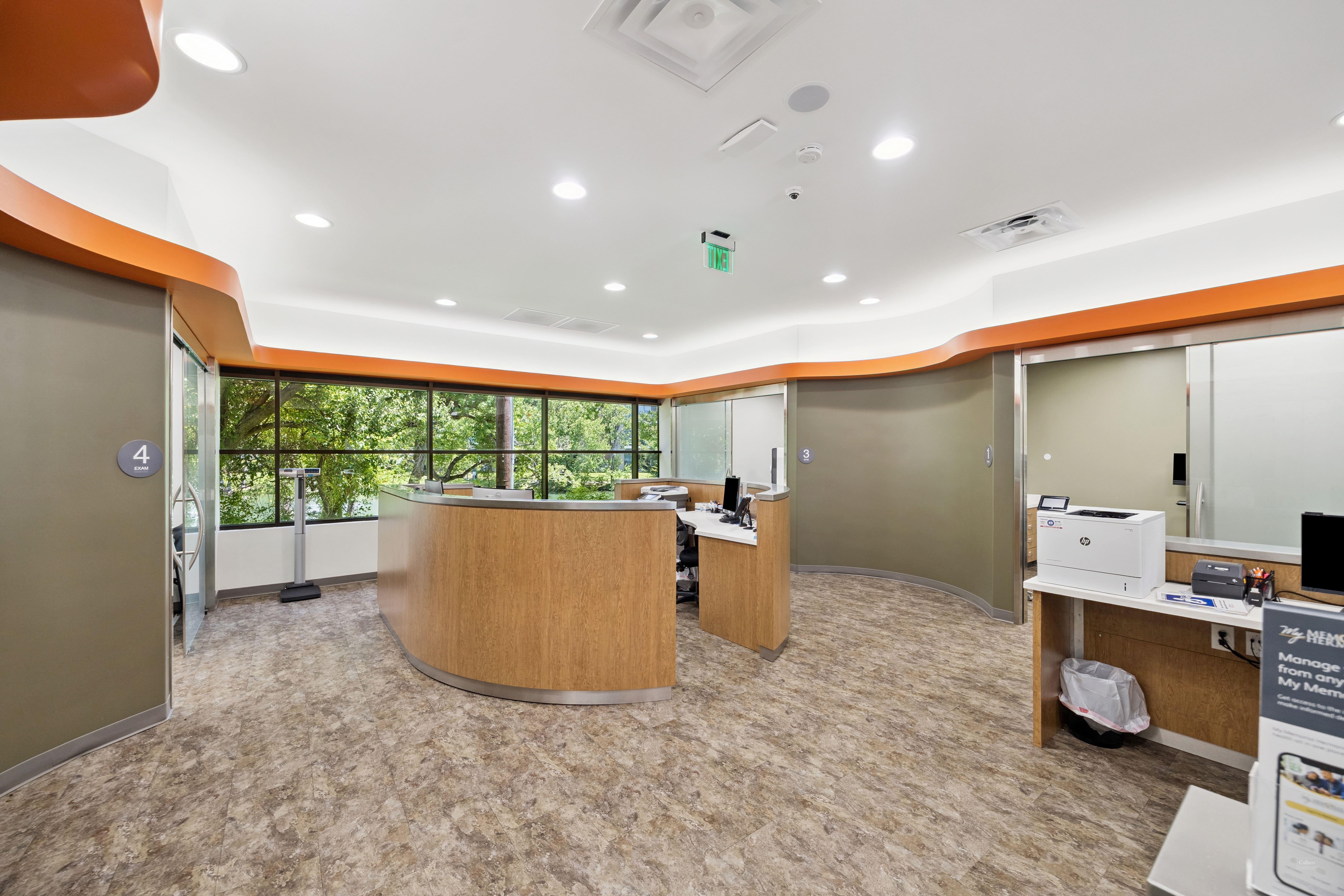 Retail For Sublease — 2455 Highway 6, Sugar Land, TX 77478