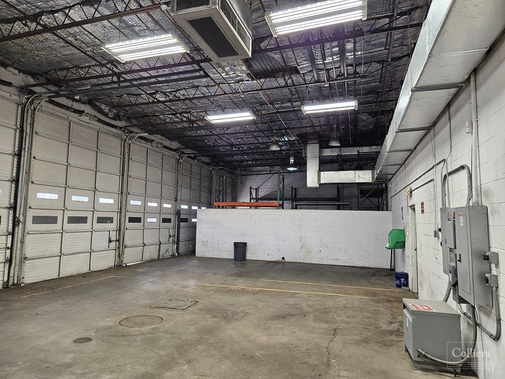 Industrial For sale — 6200 S Loop E, Houston, TX 77087, USA 