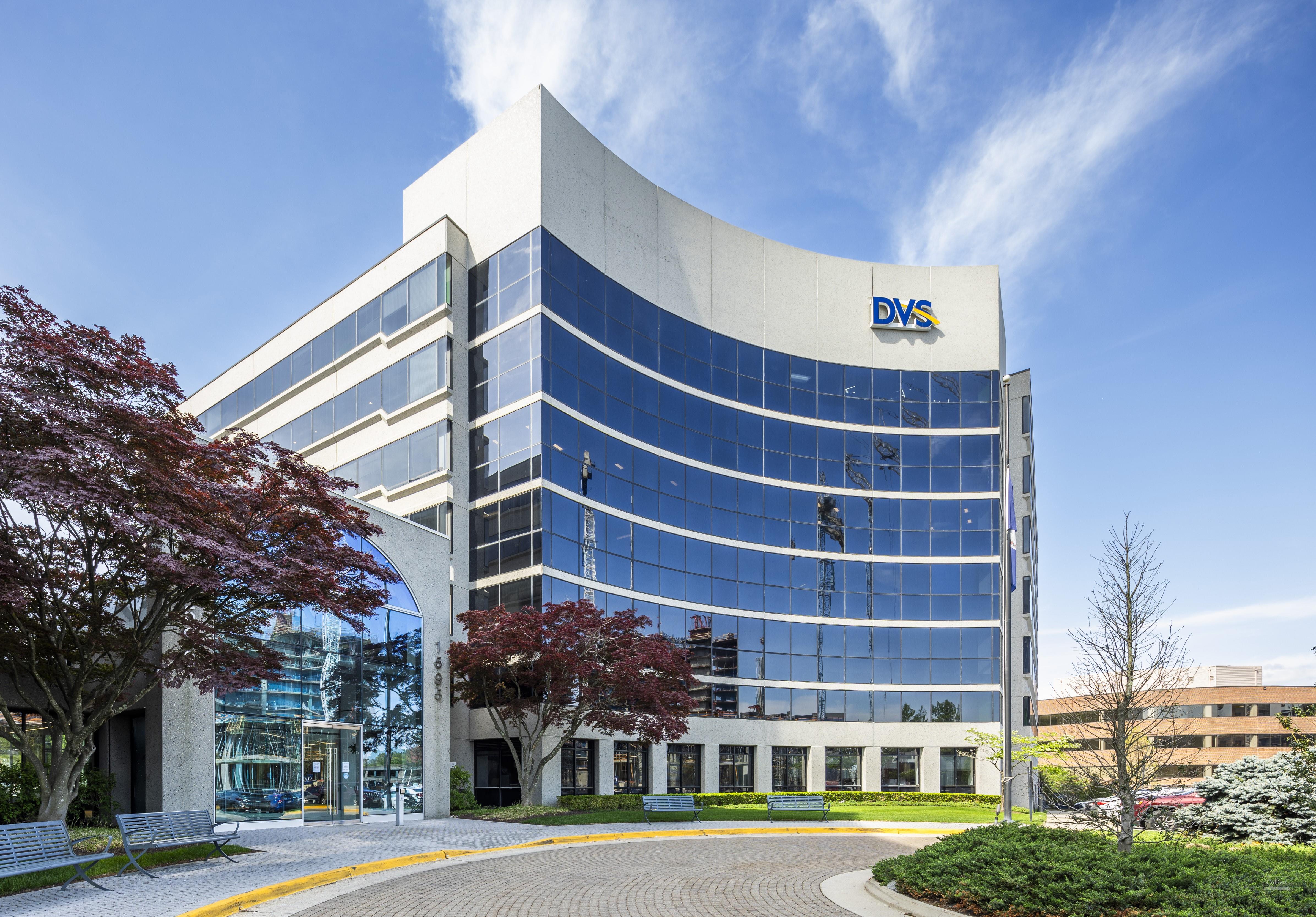 Office For Sublease — 1595 Spring Hill Rd, Vienna, VA 22182, USA ...