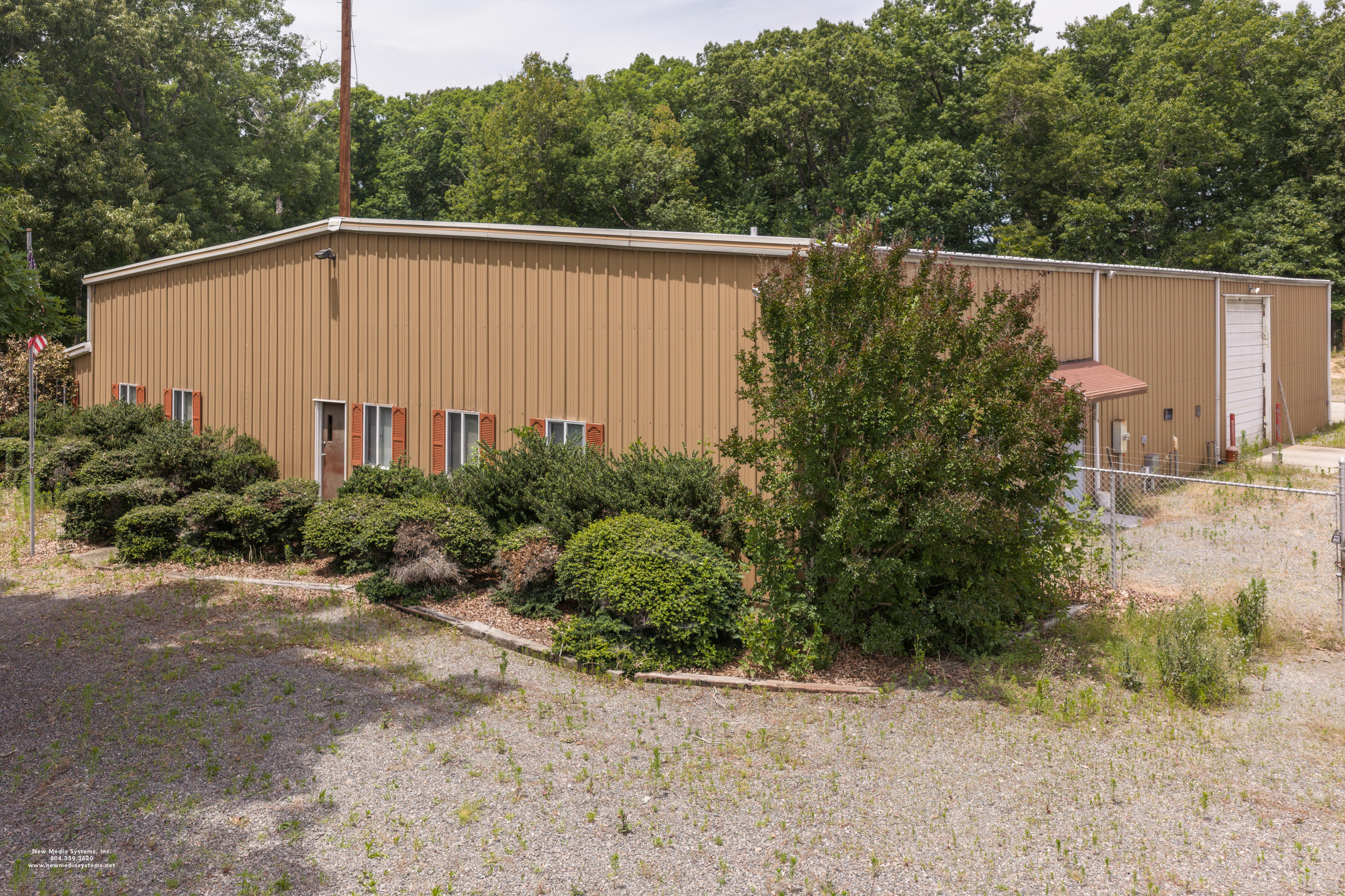 11006 Cobbs Rd, Glen Allen, VA 23059